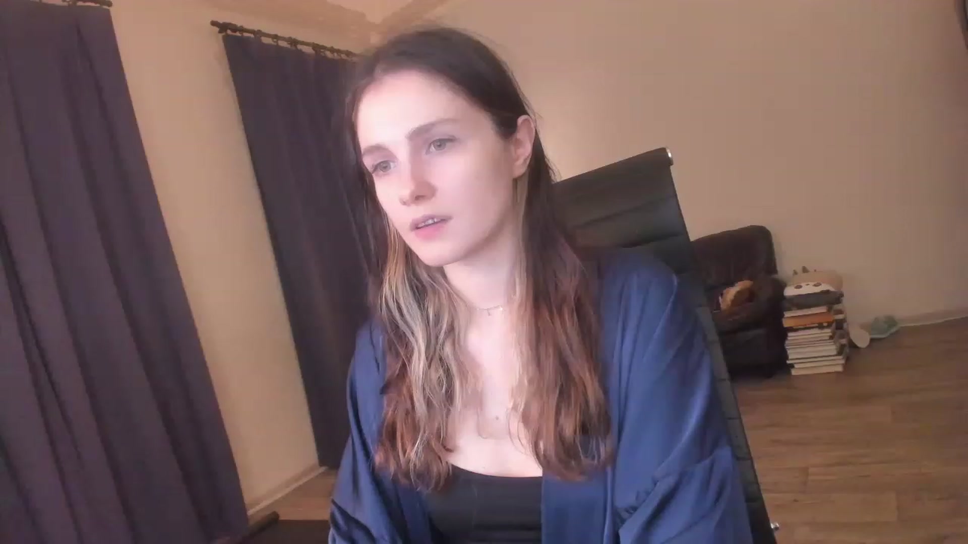 Gallery image thumbnail from Golightly_9's myfreecams stream on, 12/27/2022, 21:58 image 9 of 20