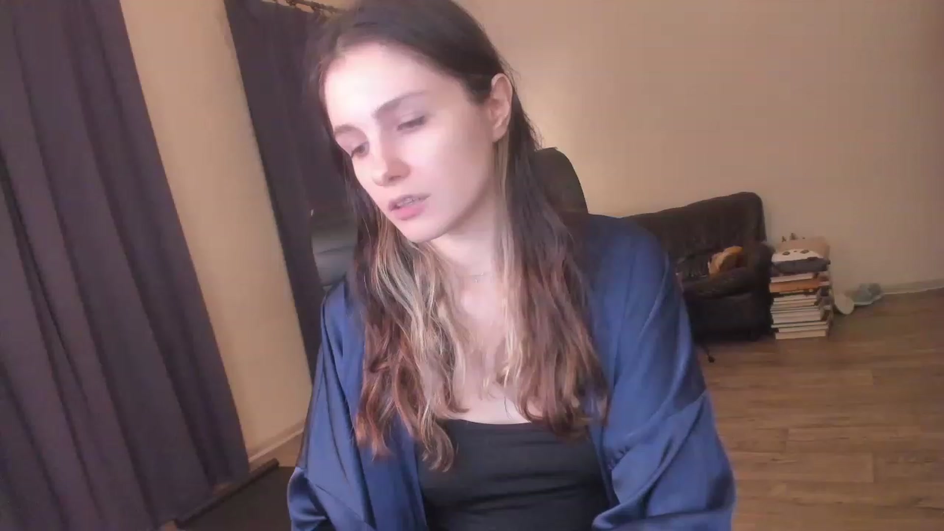 Gallery image thumbnail from Golightly_9's myfreecams stream on, 12/27/2022, 21:58 image 15 of 20