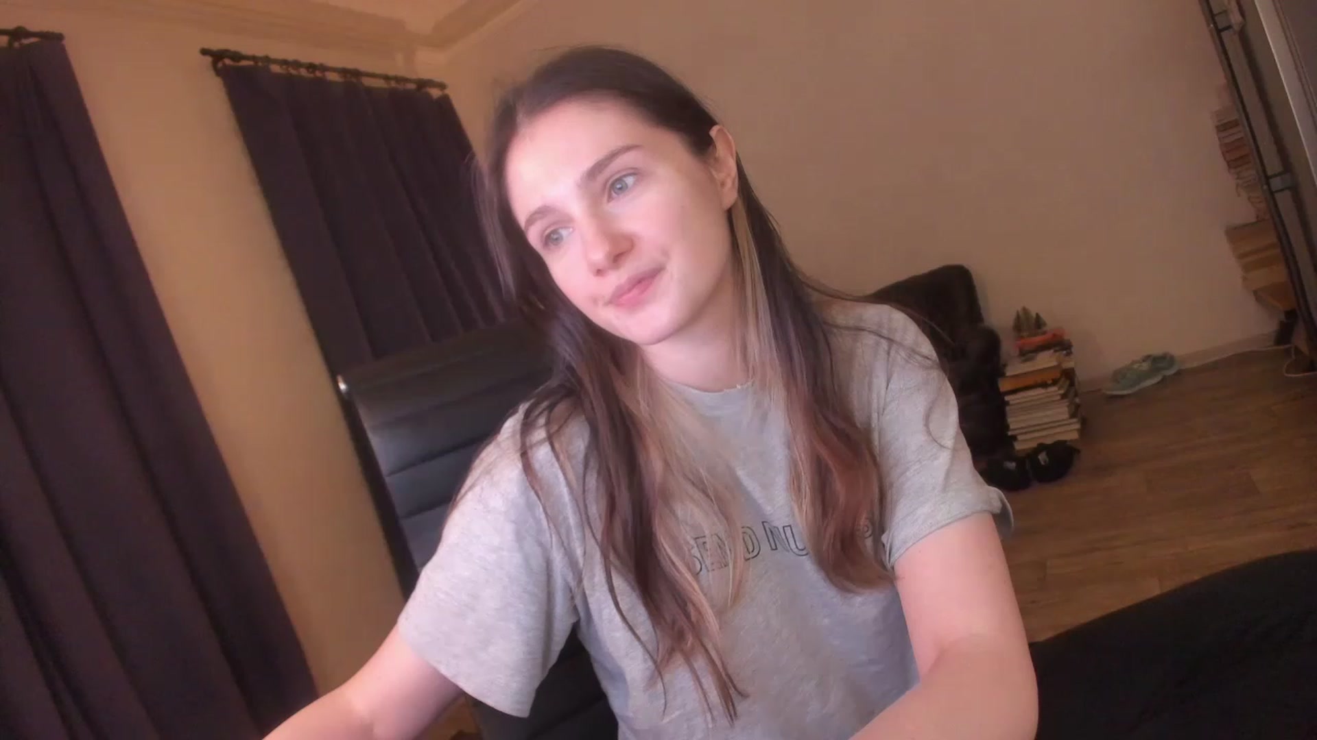 Gallery image thumbnail from Golightly_9's myfreecams stream on, 02/19/2023, 22:16 image 12 of 20