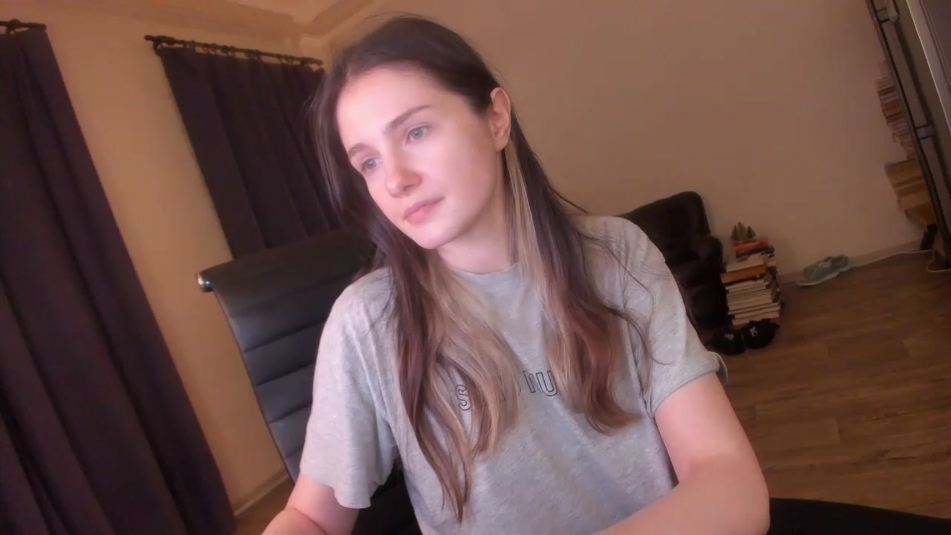 Gallery image thumbnail from Golightly_9's myfreecams stream on, 02/19/2023, 22:16 image 19 of 20