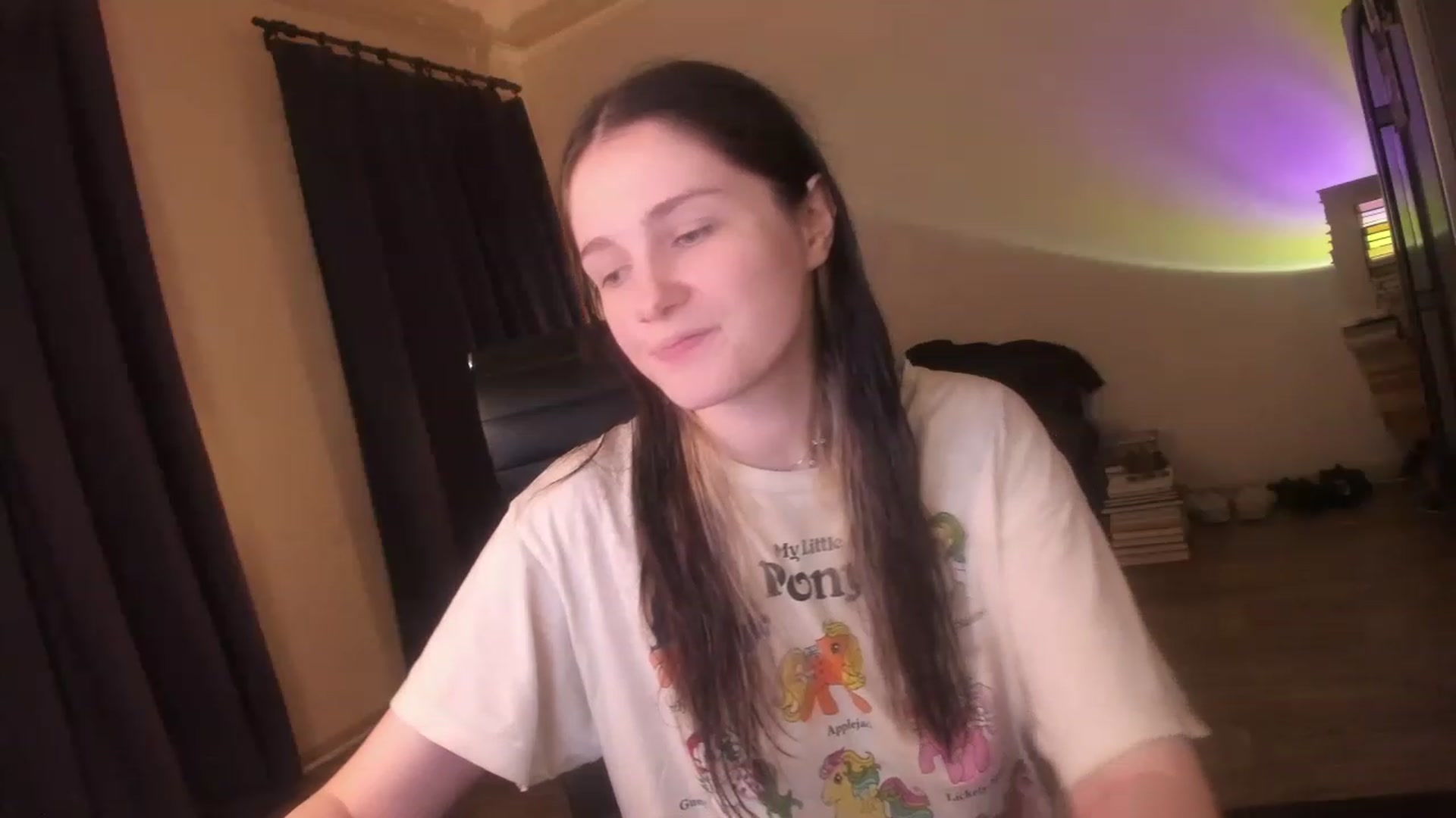 Gallery image thumbnail from Golightly_9's myfreecams stream on, 03/12/2023, 20:50 image 11 of 20