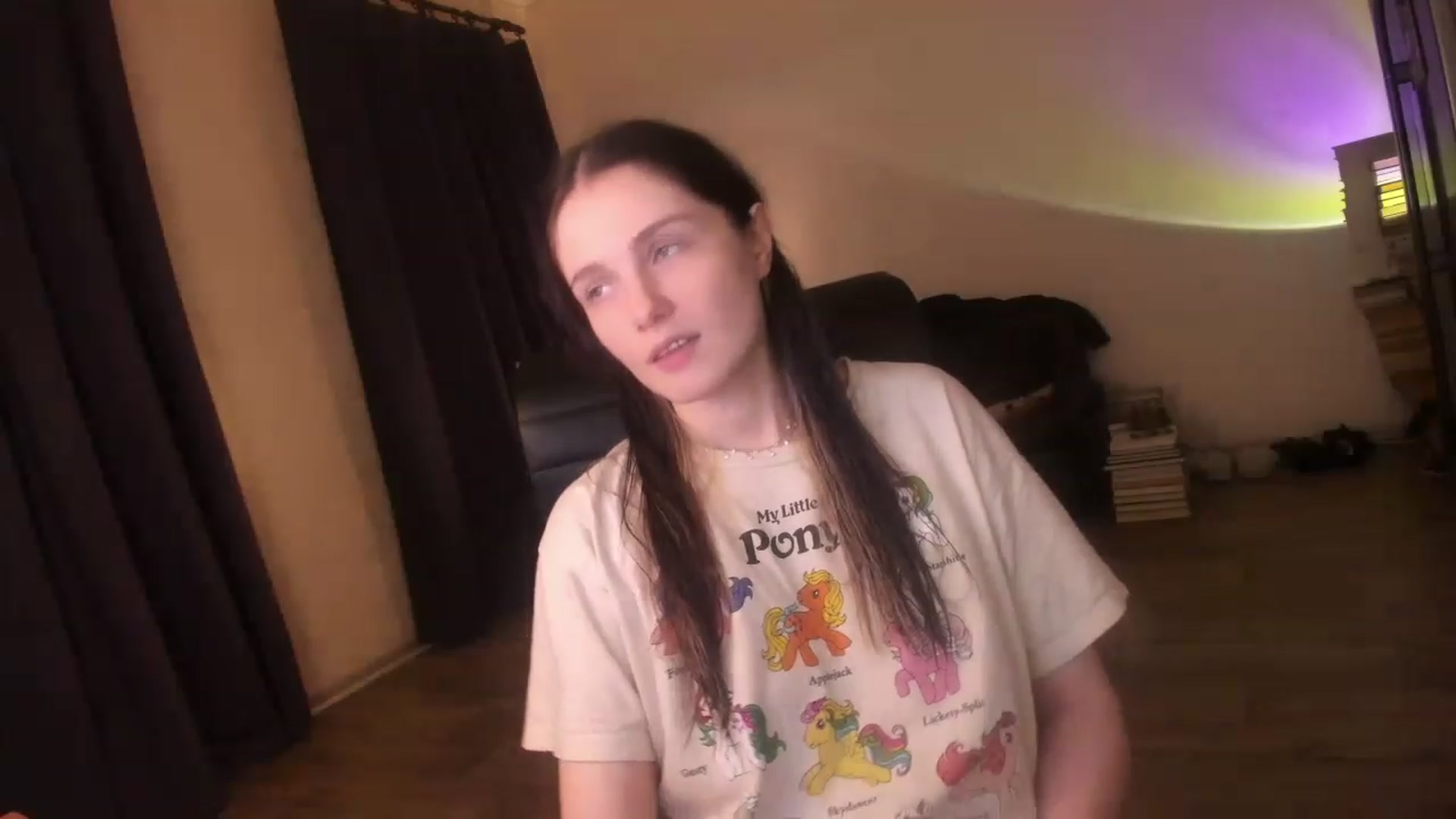 Gallery image thumbnail from Golightly_9's myfreecams stream on, 03/12/2023, 20:50 image 5 of 20