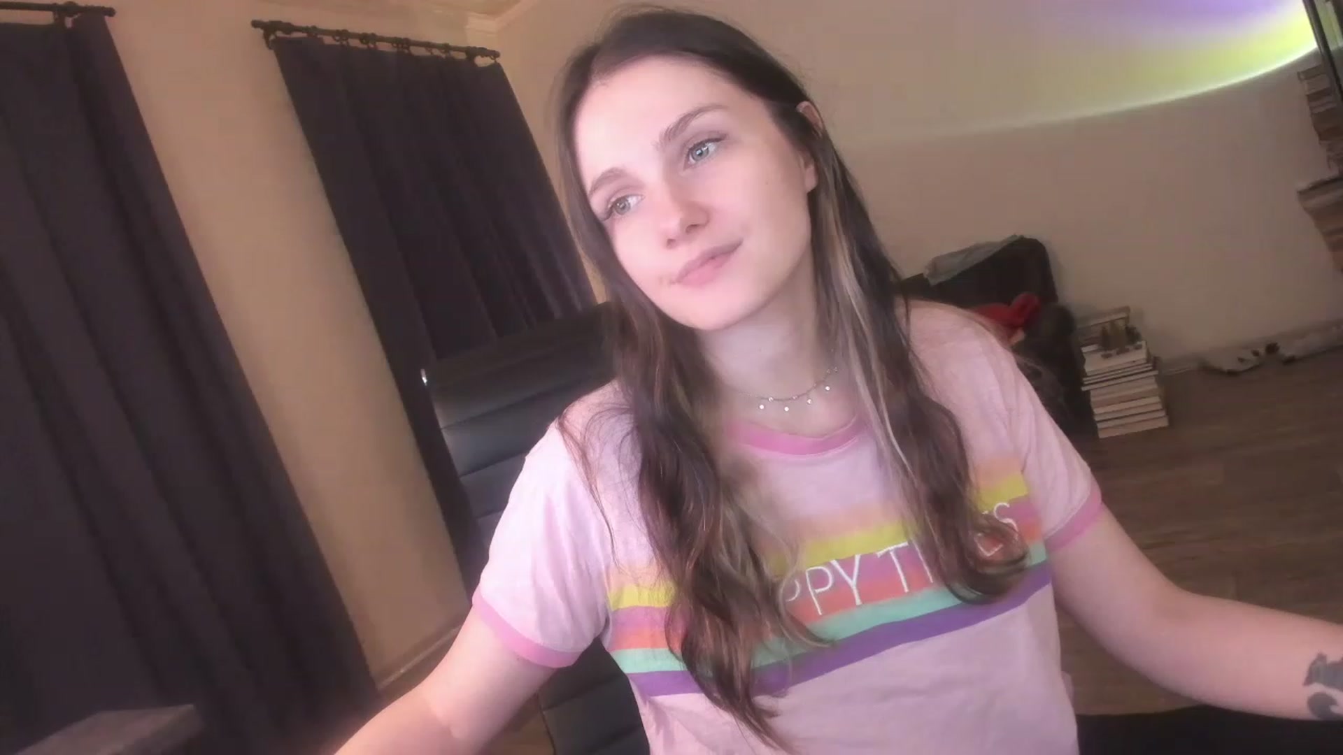 Gallery image thumbnail from Golightly_9's myfreecams stream on, 03/23/2023, 21:30 image 20 of 20