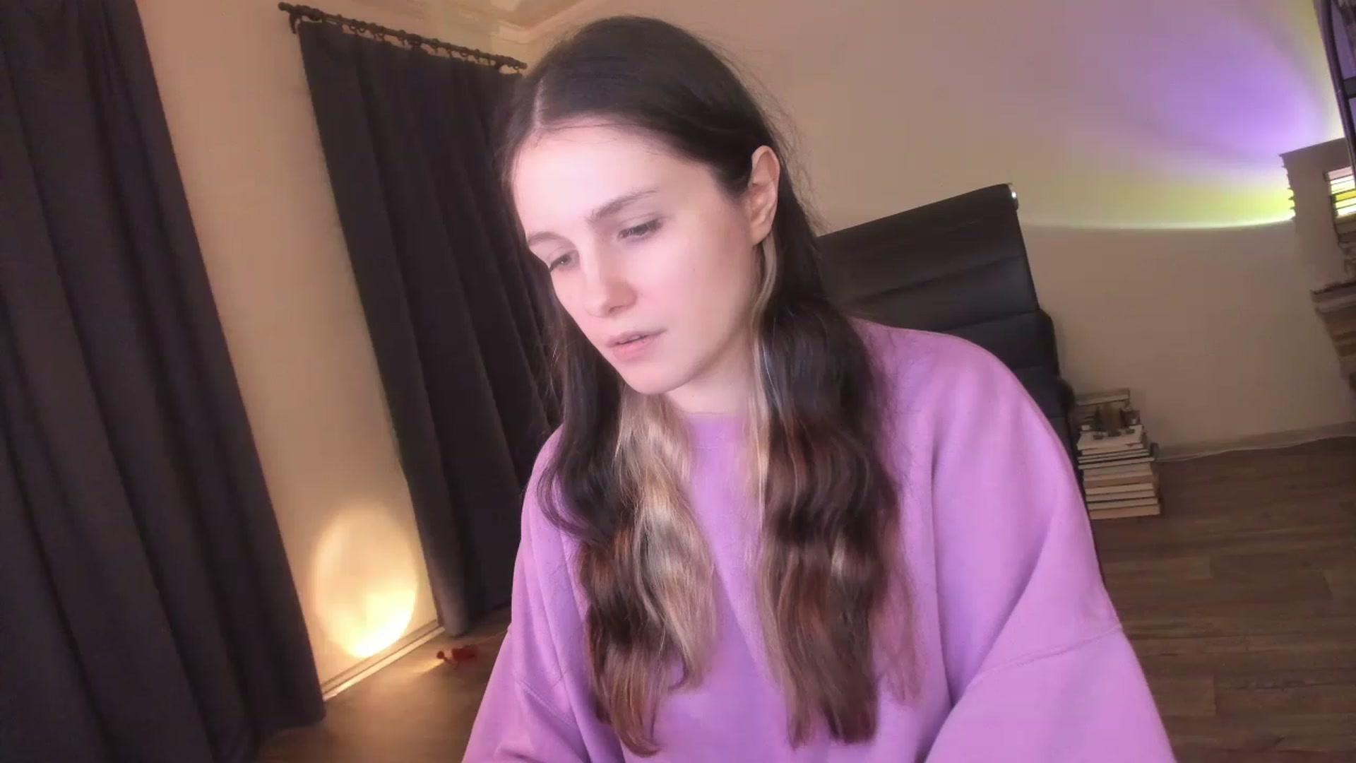 Gallery image thumbnail from Golightly_9's myfreecams stream on, 04/06/2023, 22:02 image 16 of 20