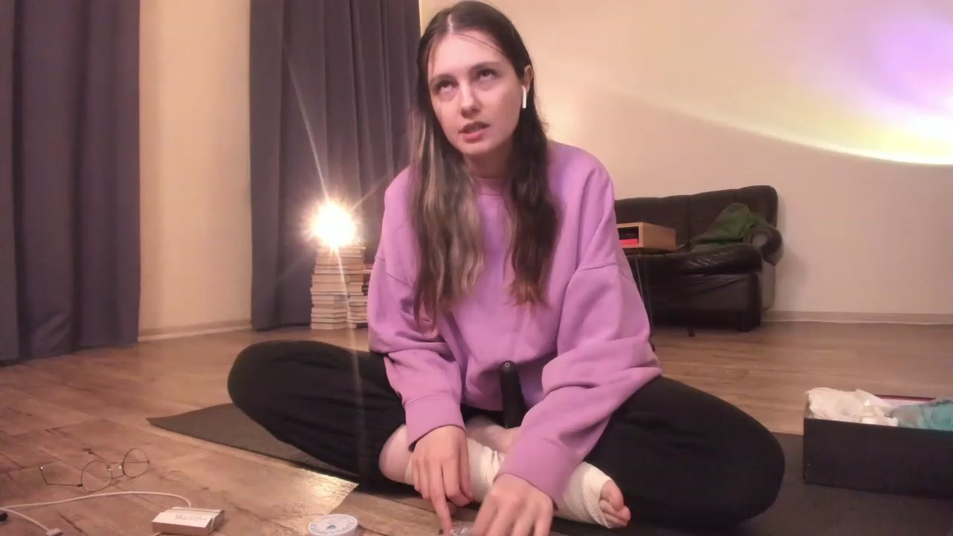 Gallery image thumbnail from Golightly_9's myfreecams stream on, 04/18/2023, 21:00 image 19 of 20