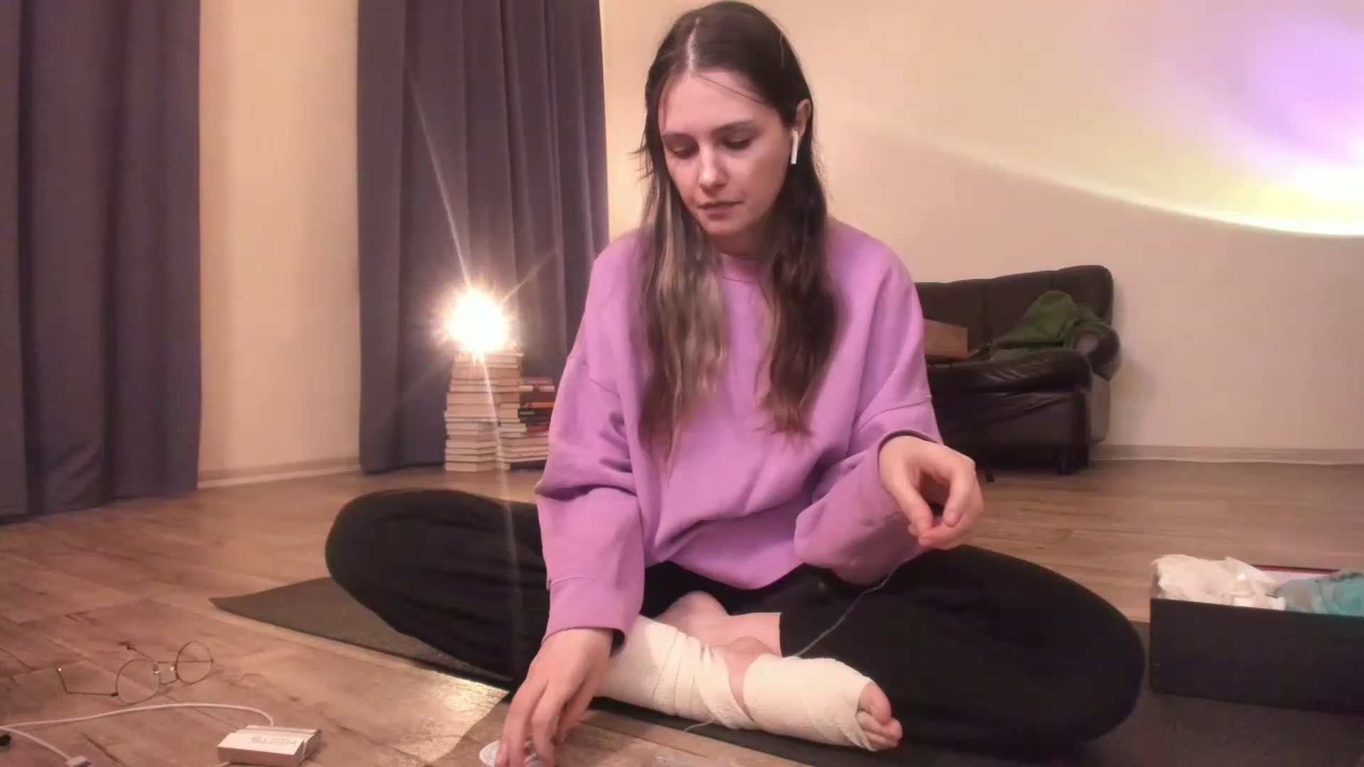 Gallery image thumbnail from Golightly_9's myfreecams stream on, 04/18/2023, 21:00 image 15 of 20