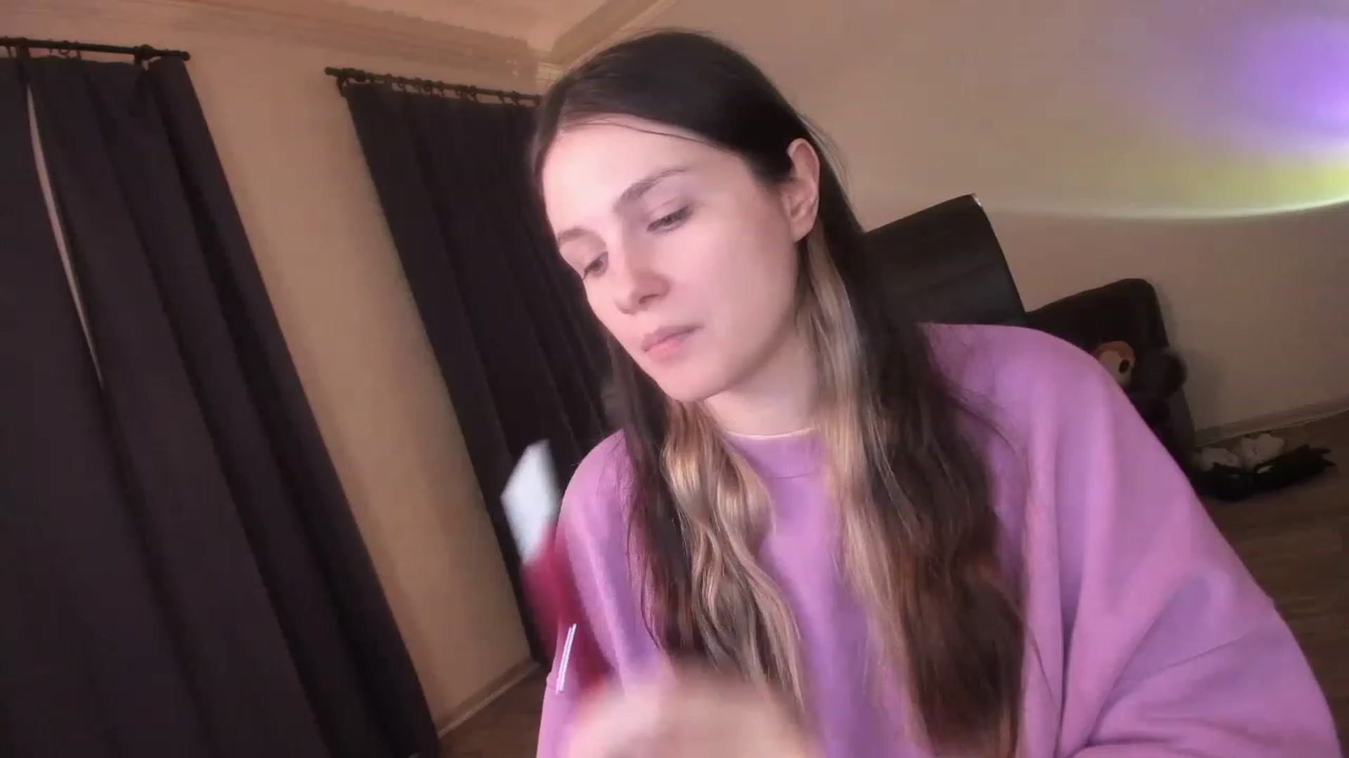 Gallery image thumbnail from Golightly_9's myfreecams stream on, 04/27/2023, 21:05 image 16 of 20