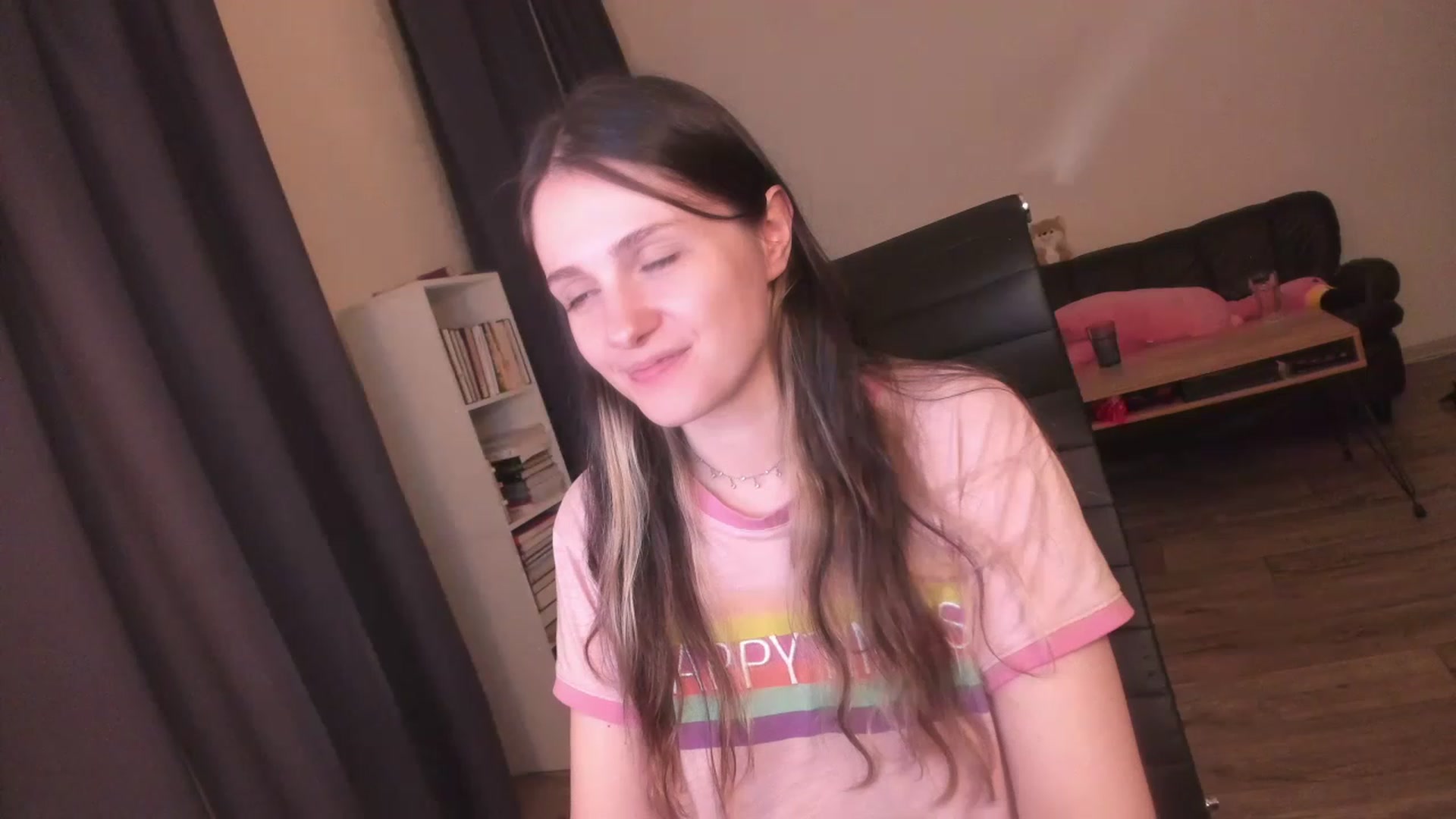 Gallery image thumbnail from Golightly_9's myfreecams stream on, 06/27/2023, 21:57 image 18 of 20
