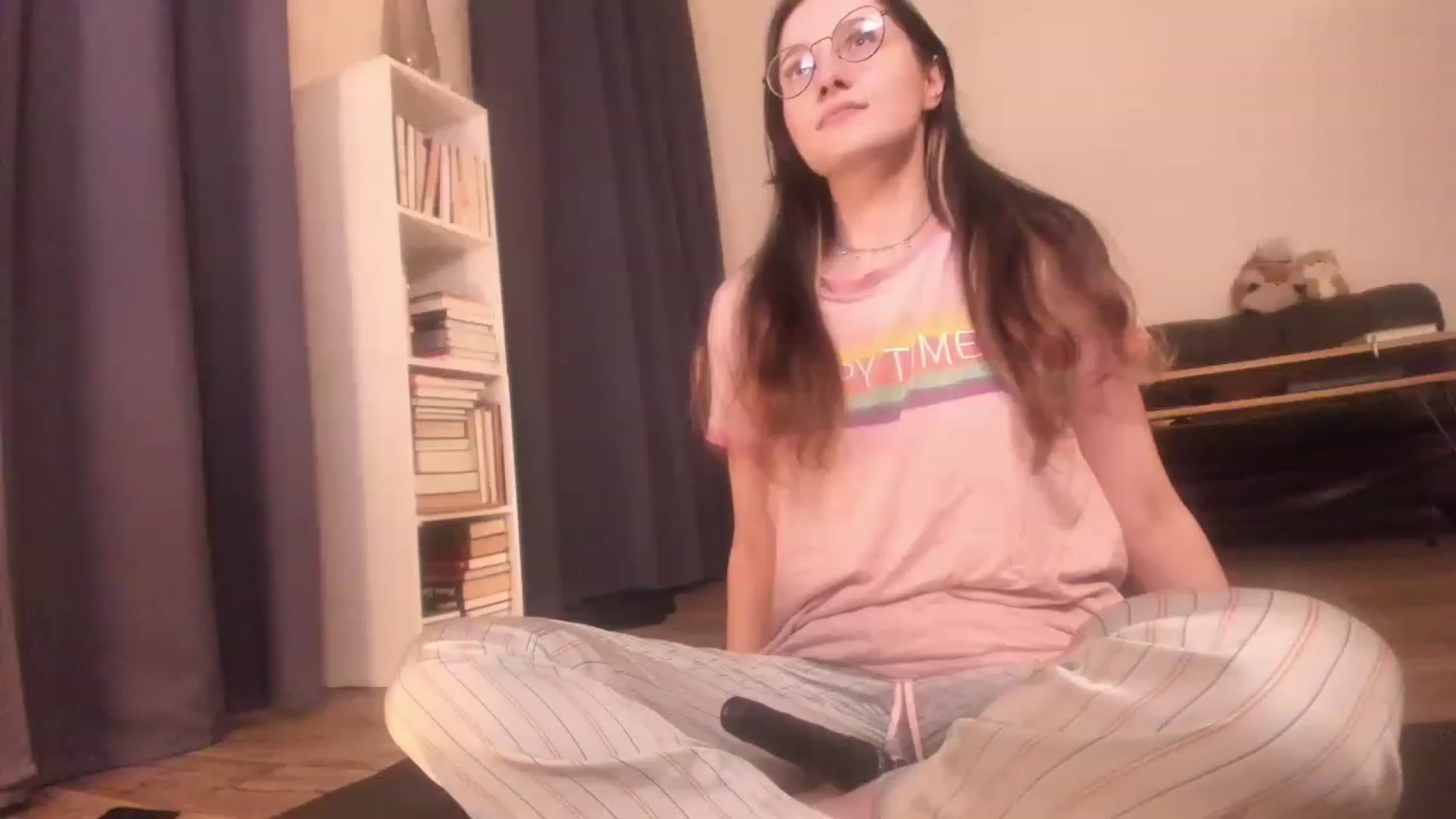 Gallery image thumbnail from Golightly_9's myfreecams stream on, 07/27/2023, 21:03 image 16 of 20