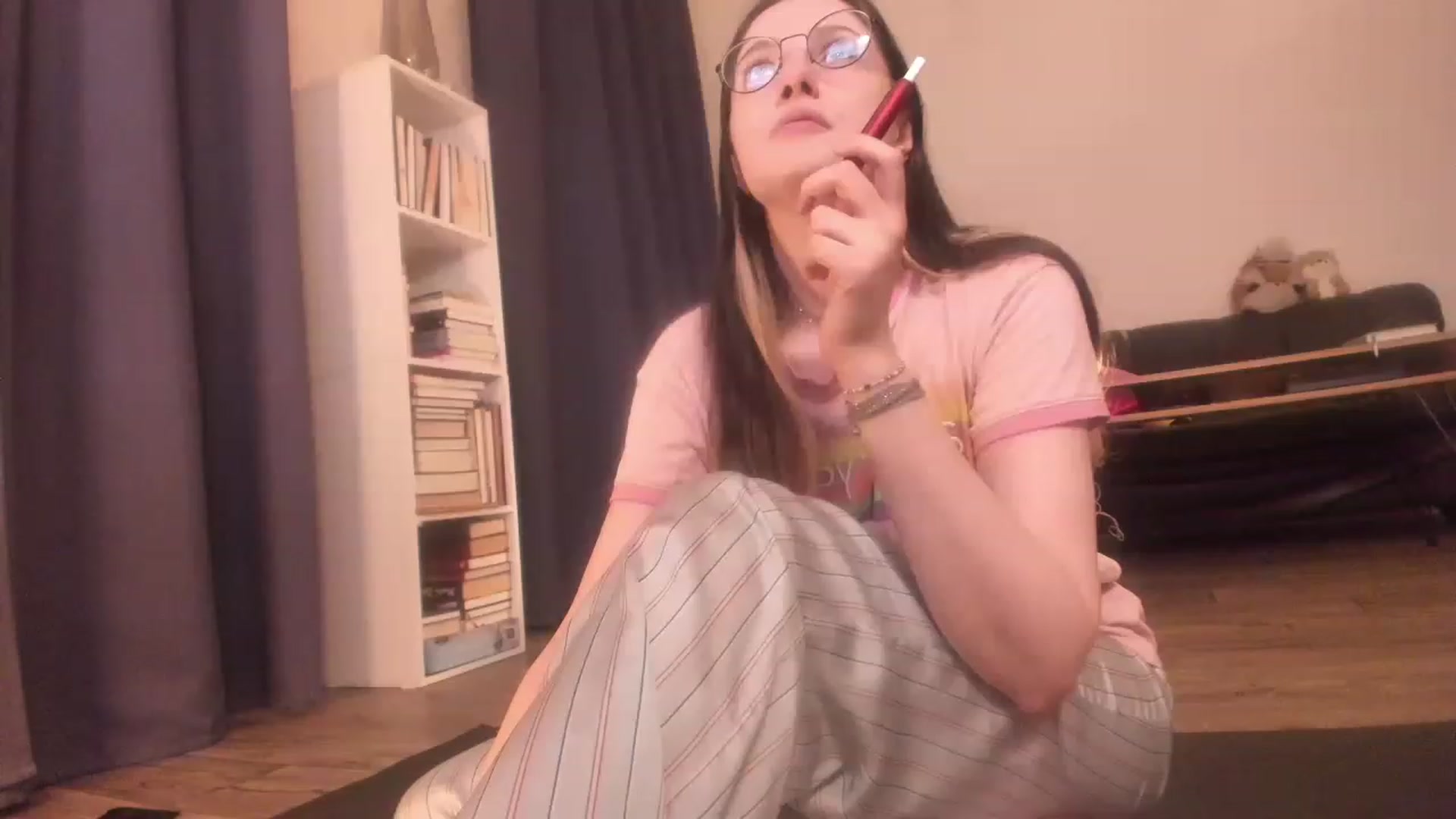 Gallery image thumbnail from Golightly_9's myfreecams stream on, 07/27/2023, 21:03 image 19 of 20