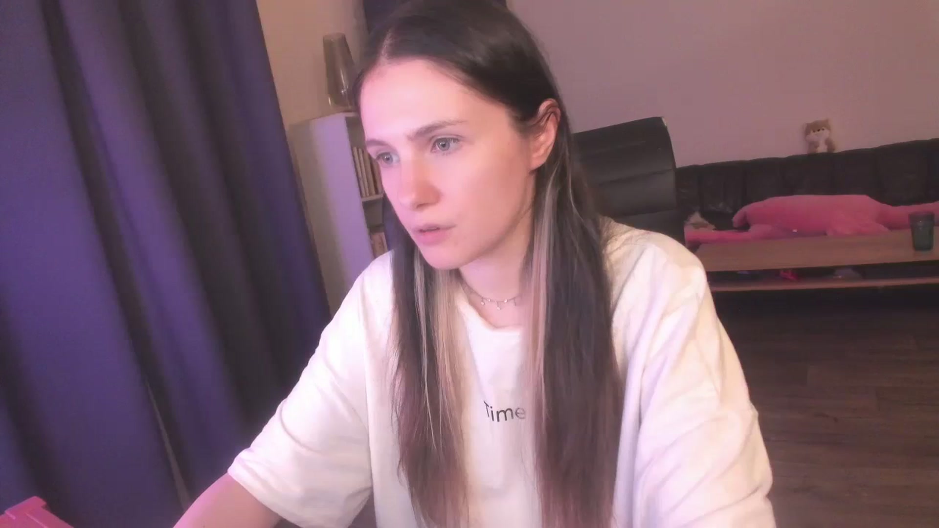 Gallery image thumbnail from Golightly_9's myfreecams stream on, 08/08/2023, 22:11 image 12 of 20
