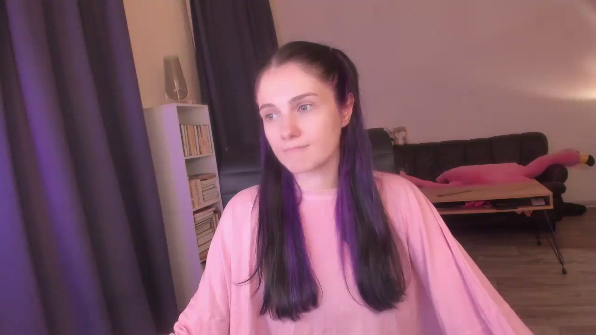 Gallery image thumbnail from Golightly_9's myfreecams stream on, 08/26/2023, 23:08 image 15 of 20