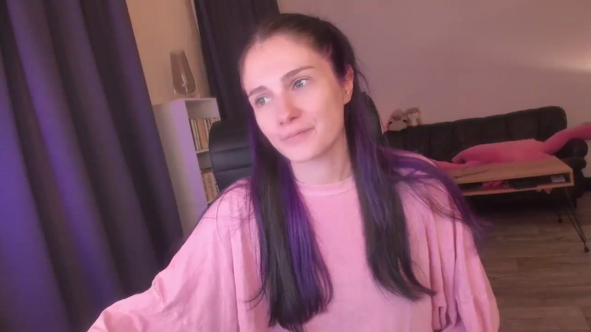 Gallery image thumbnail from Golightly_9's myfreecams stream on, 08/26/2023, 23:08 image 3 of 20