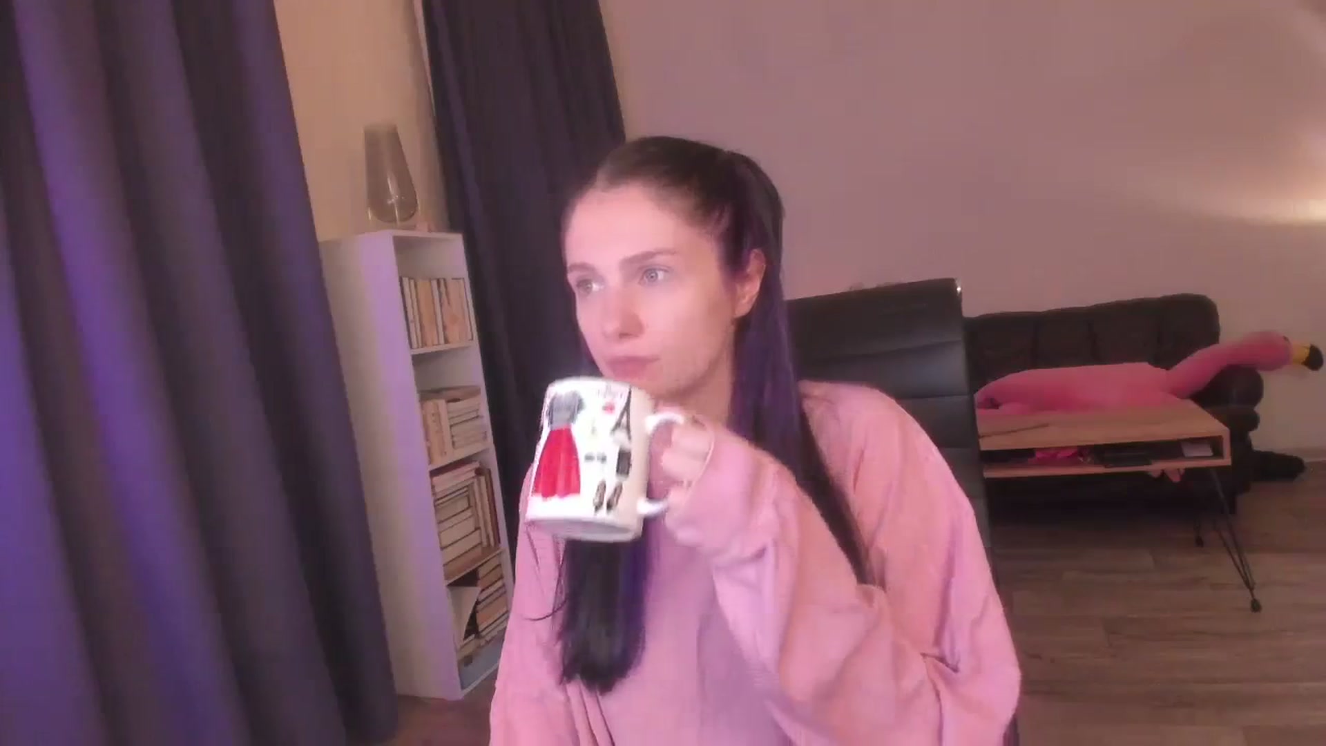 Gallery image thumbnail from Golightly_9's myfreecams stream on, 08/26/2023, 23:08 image 17 of 20