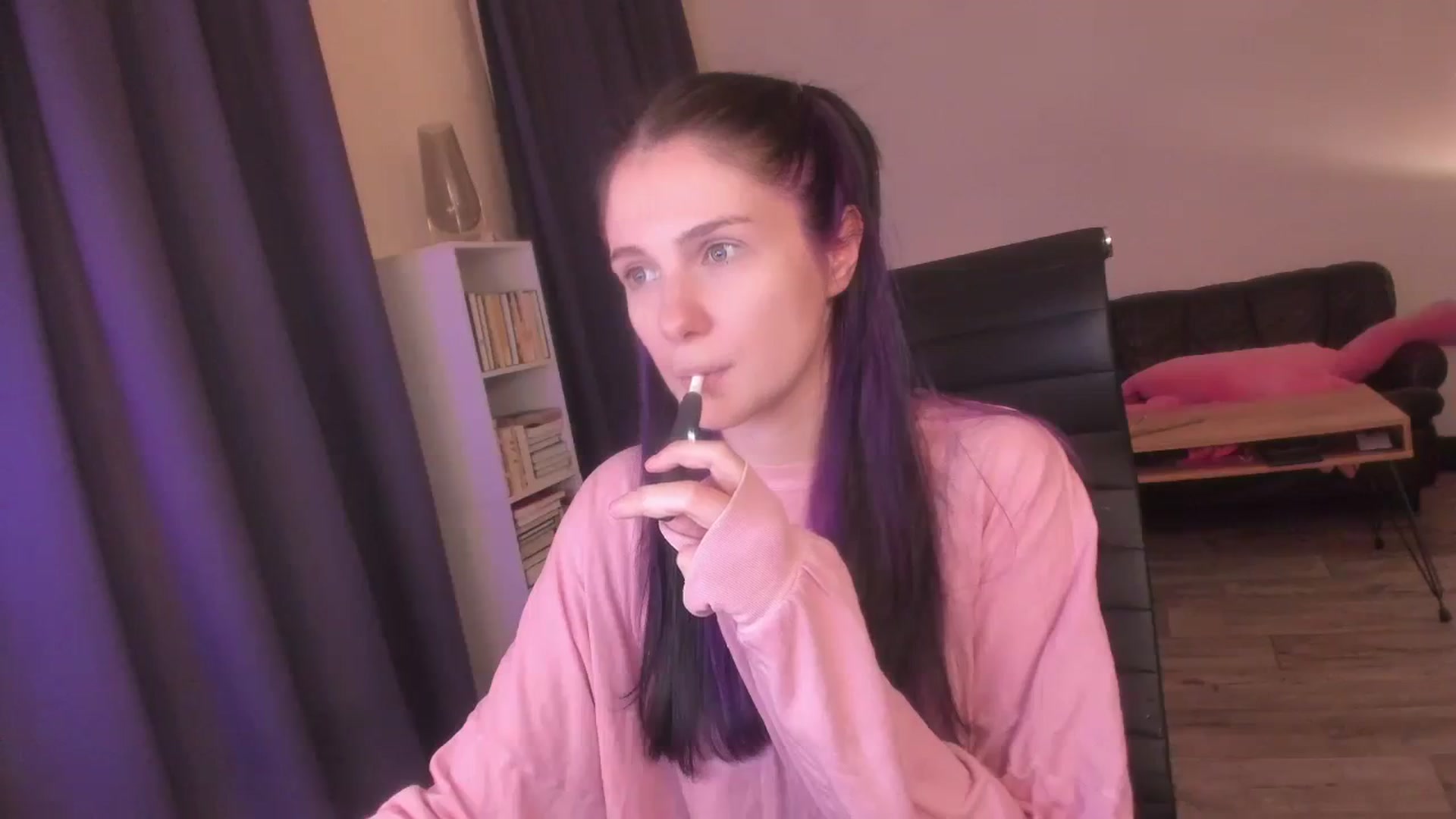 Gallery image thumbnail from Golightly_9's myfreecams stream on, 08/26/2023, 23:08 image 8 of 20
