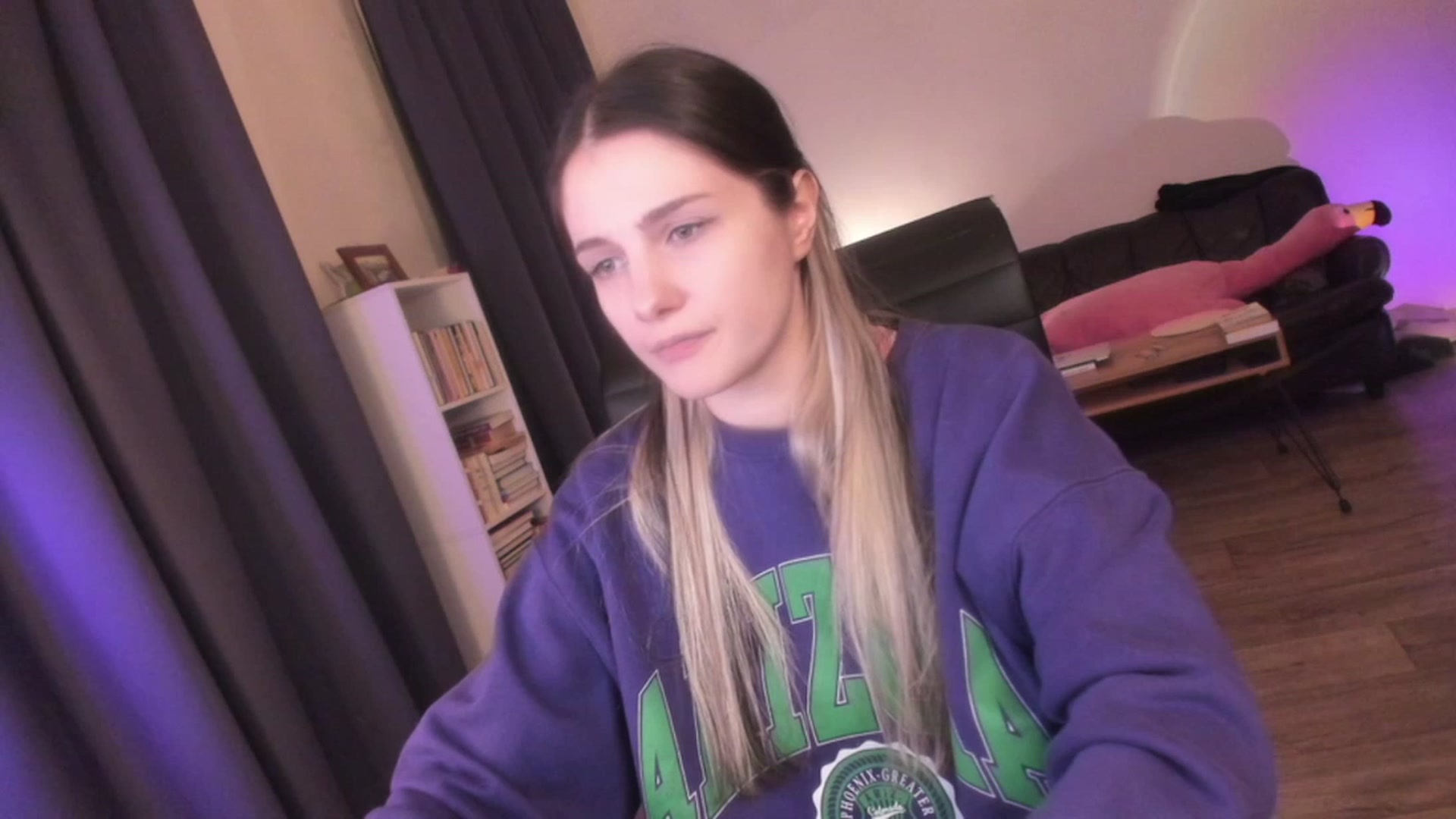 Gallery image thumbnail from Golightly_9's myfreecams stream on, 11/19/2023, 21:24 image 1 of 20