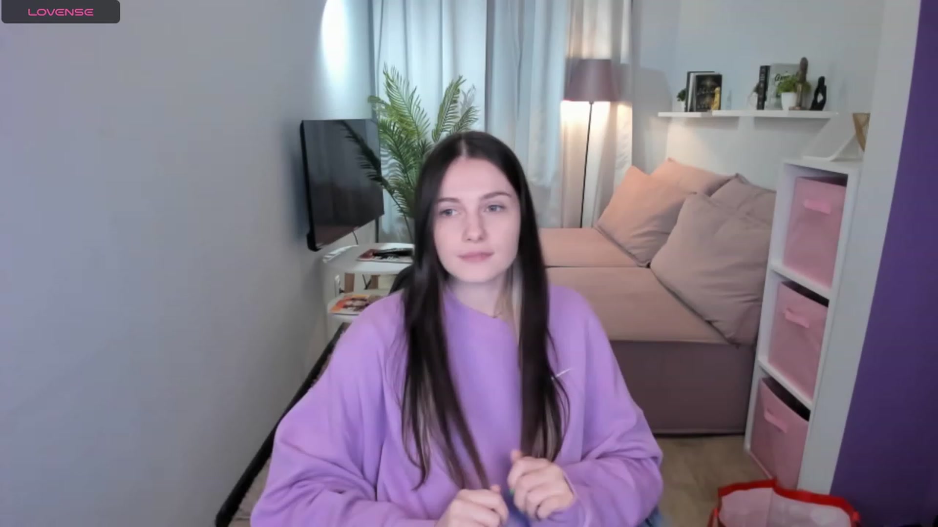Gallery image thumbnail from Golightly_9's myfreecams stream on, 11/29/2023, 19:41 image 16 of 20
