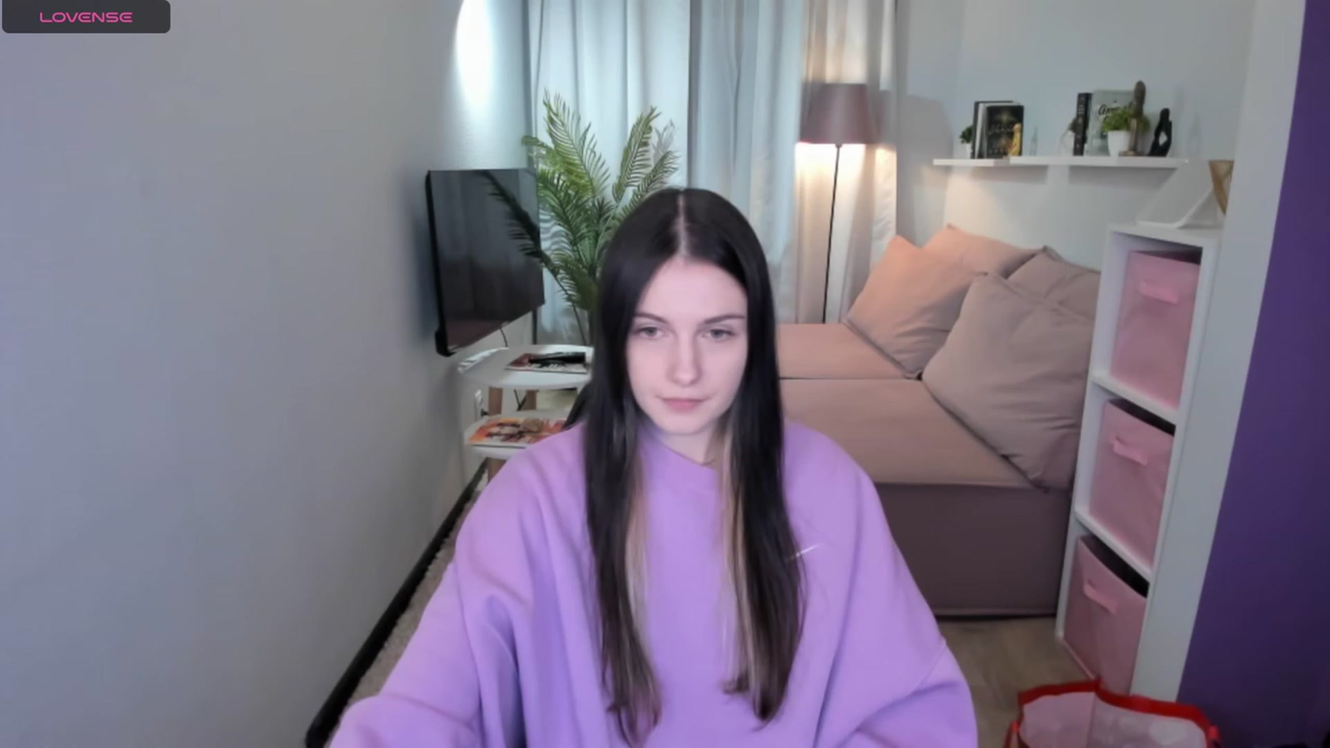 Gallery image thumbnail from Golightly_9's myfreecams stream on, 11/29/2023, 19:41 image 10 of 20