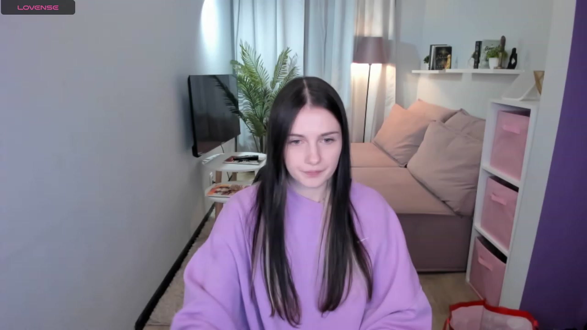 Gallery image thumbnail from Golightly_9's myfreecams stream on, 11/29/2023, 19:41 image 13 of 20