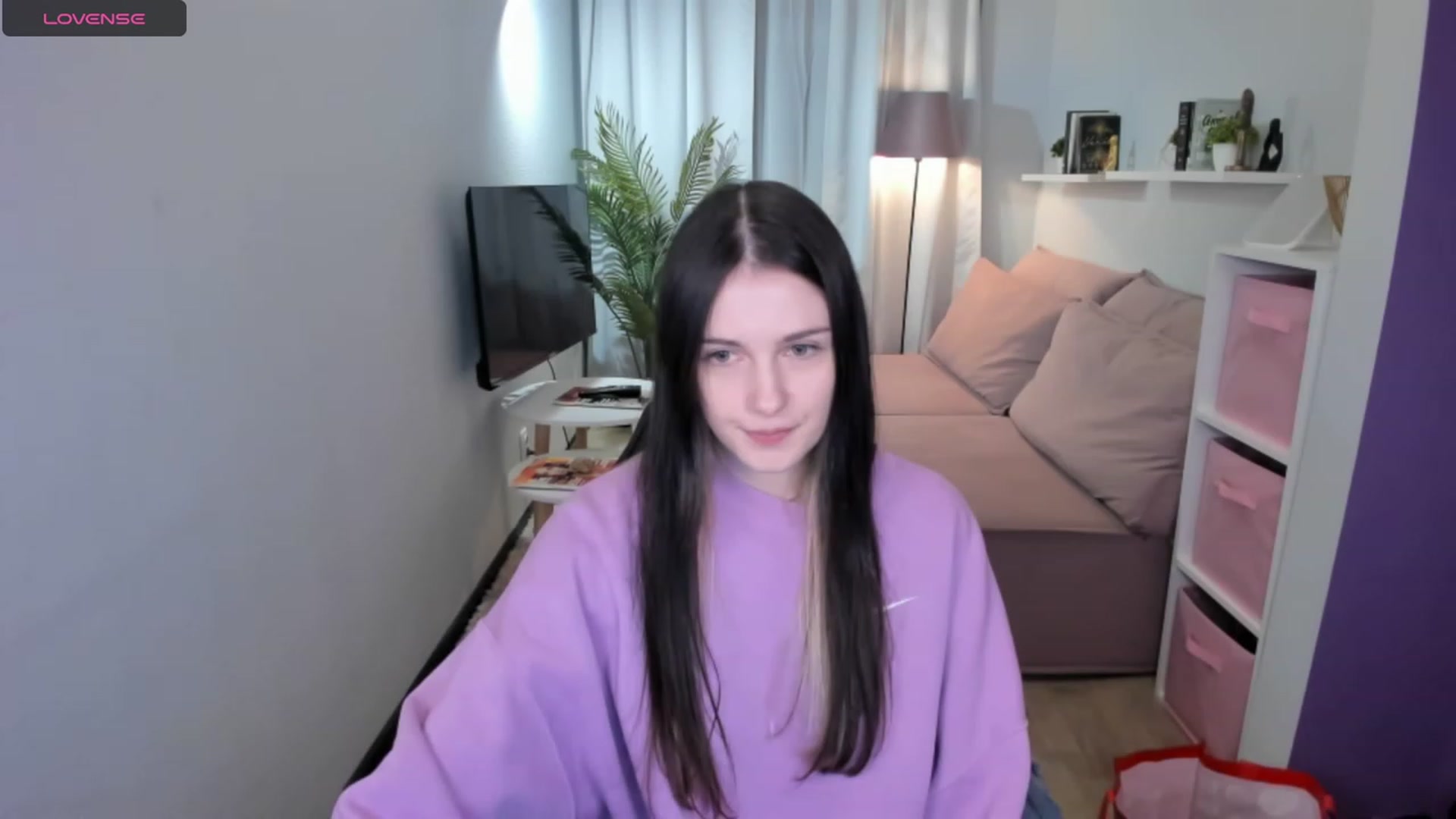 Gallery image thumbnail from Golightly_9's myfreecams stream on, 11/29/2023, 19:41 image 11 of 20