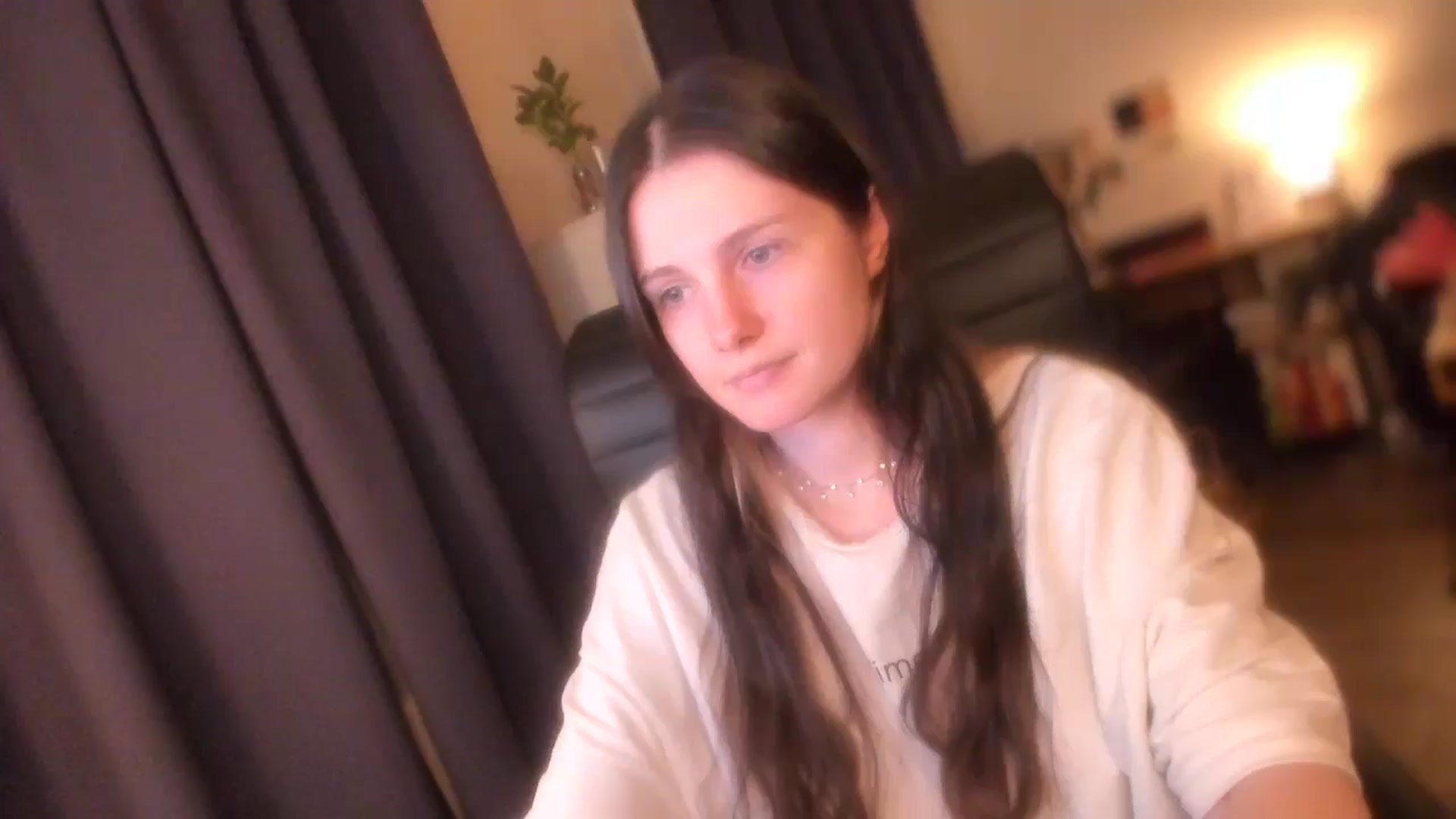 Gallery image thumbnail from Golightly_9's myfreecams stream on, 05/19/2024, 21:17 image 1 of 20