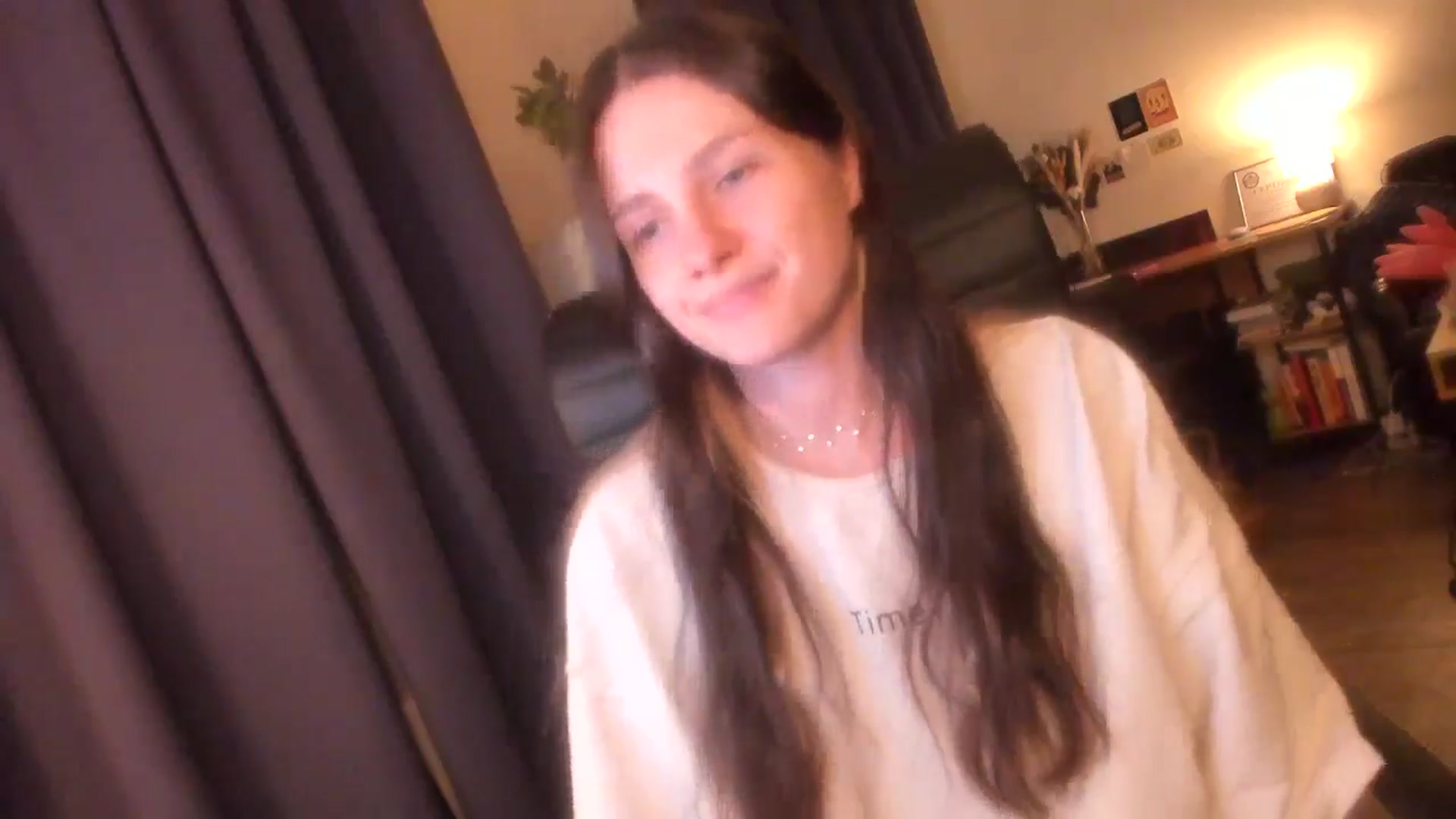 Gallery image thumbnail from Golightly_9's myfreecams stream on, 05/19/2024, 21:17 image 18 of 20