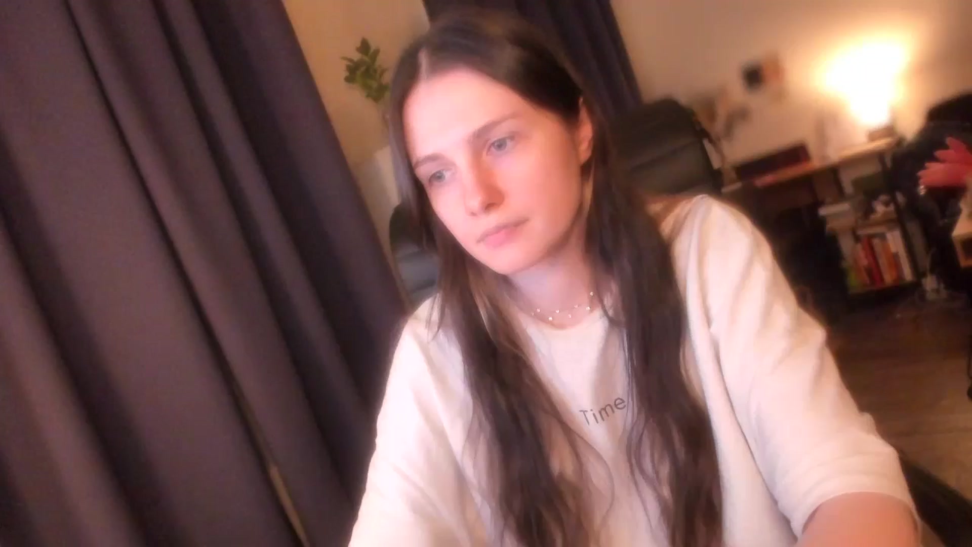 Gallery image thumbnail from Golightly_9's myfreecams stream on, 05/19/2024, 21:17 image 8 of 20