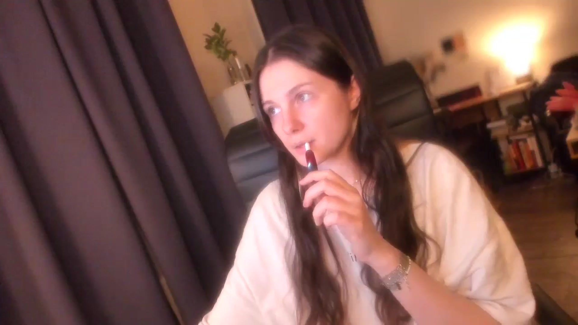 Gallery image thumbnail from Golightly_9's myfreecams stream on, 05/19/2024, 21:17 image 2 of 20