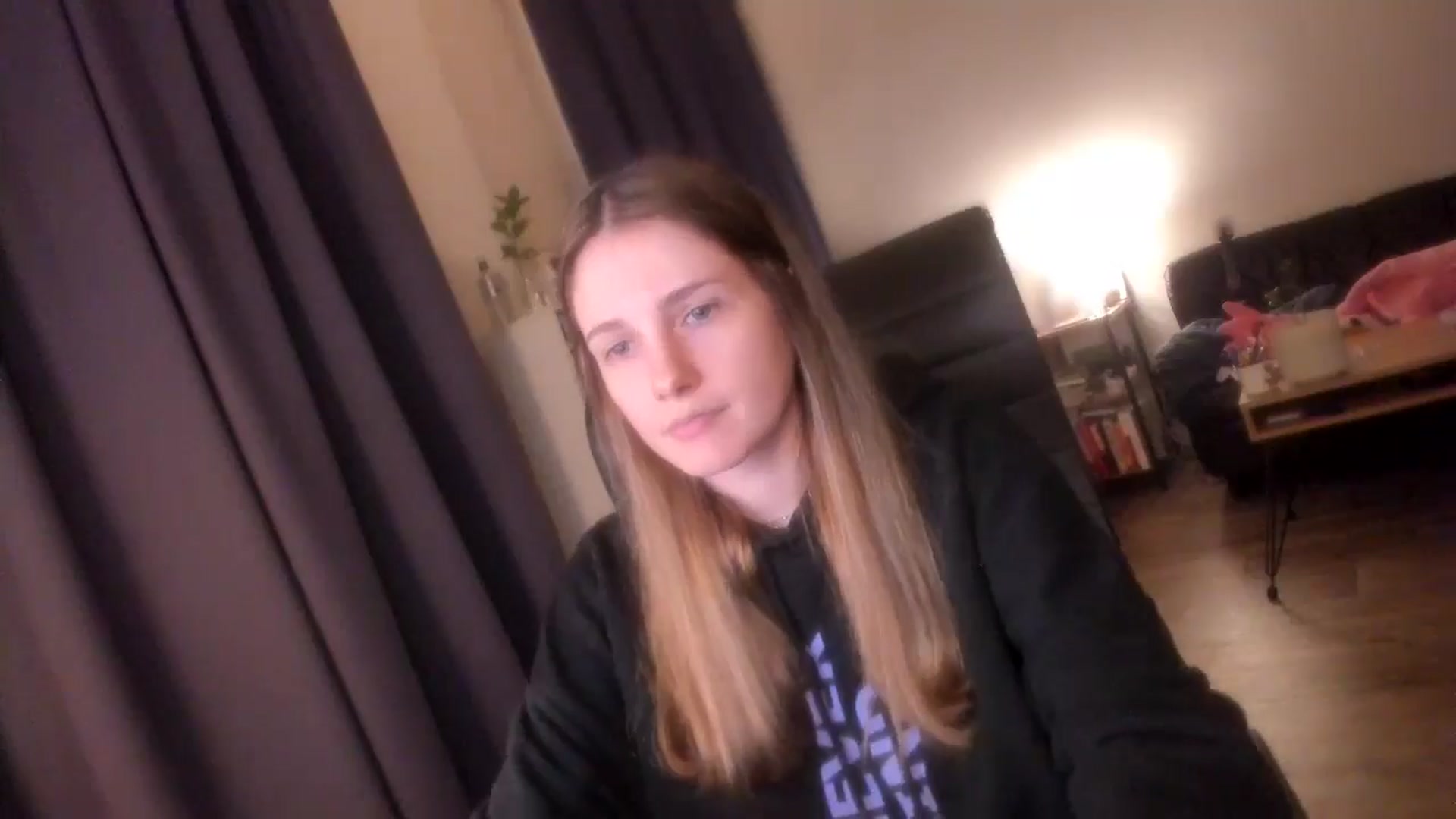 Gallery image thumbnail from Golightly_9's myfreecams stream on, 06/10/2024, 21:12 image 16 of 20