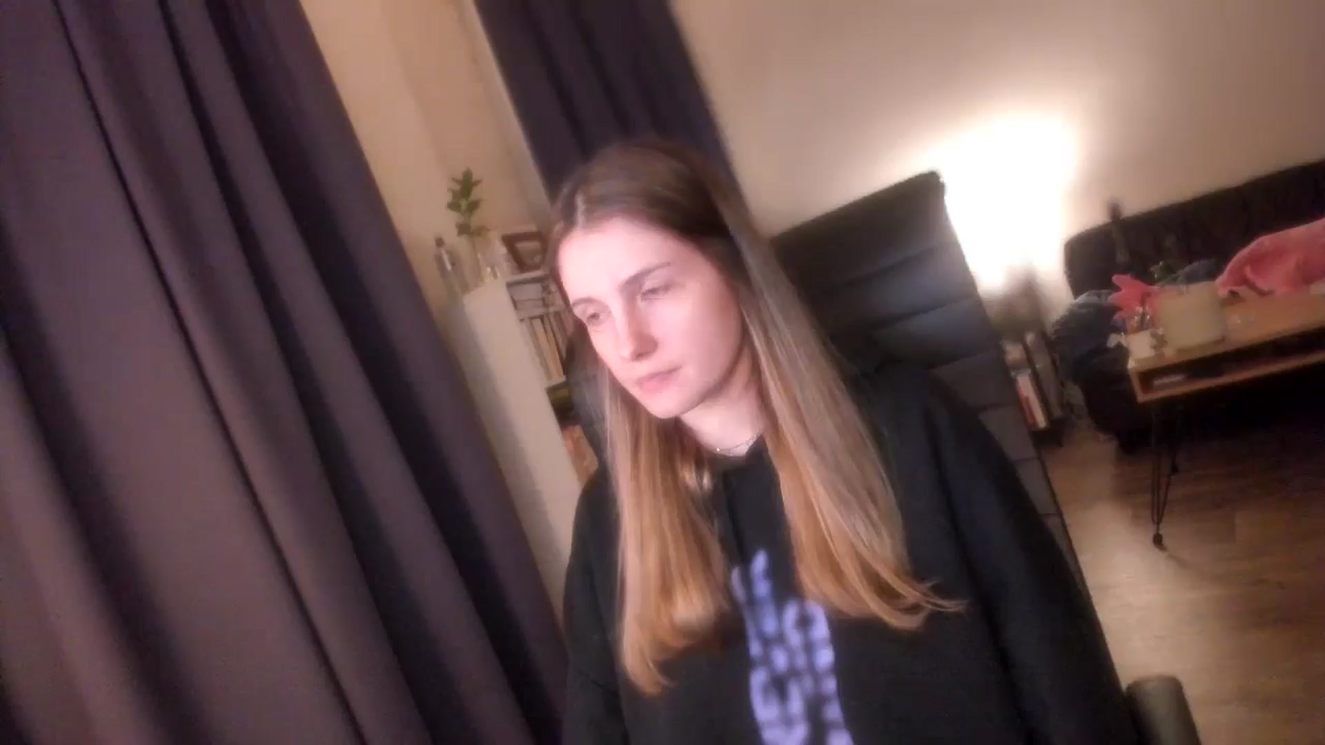 Gallery image thumbnail from Golightly_9's myfreecams stream on, 06/10/2024, 21:12 image 2 of 20