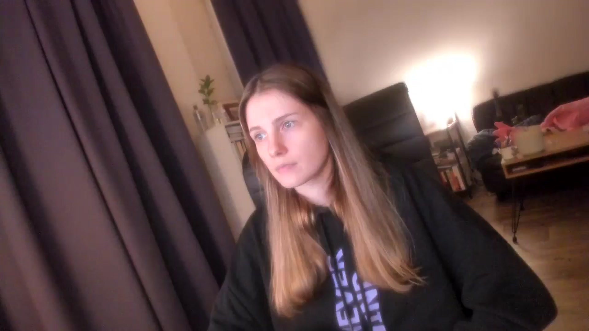 Gallery image thumbnail from Golightly_9's myfreecams stream on, 06/10/2024, 21:12 image 9 of 20