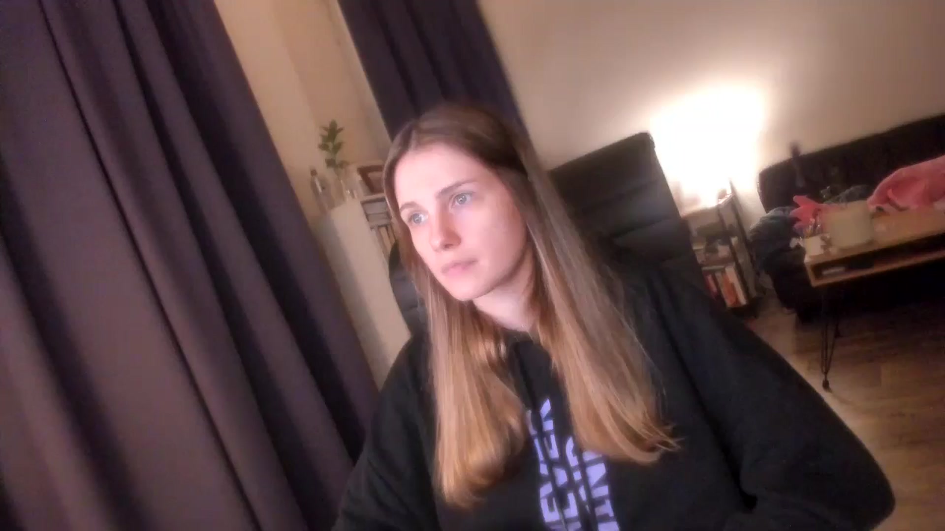 Gallery image thumbnail from Golightly_9's myfreecams stream on, 06/10/2024, 21:12 image 10 of 20