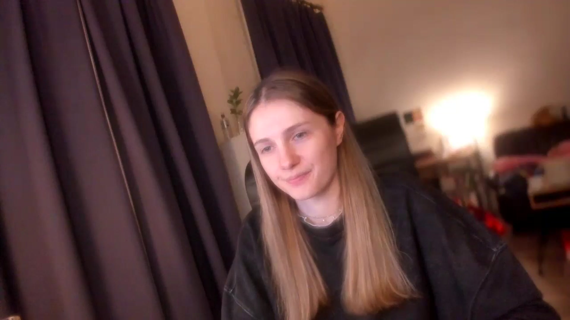 Gallery image thumbnail from Golightly_9's myfreecams stream on, 06/15/2024, 22:00 image 2 of 20