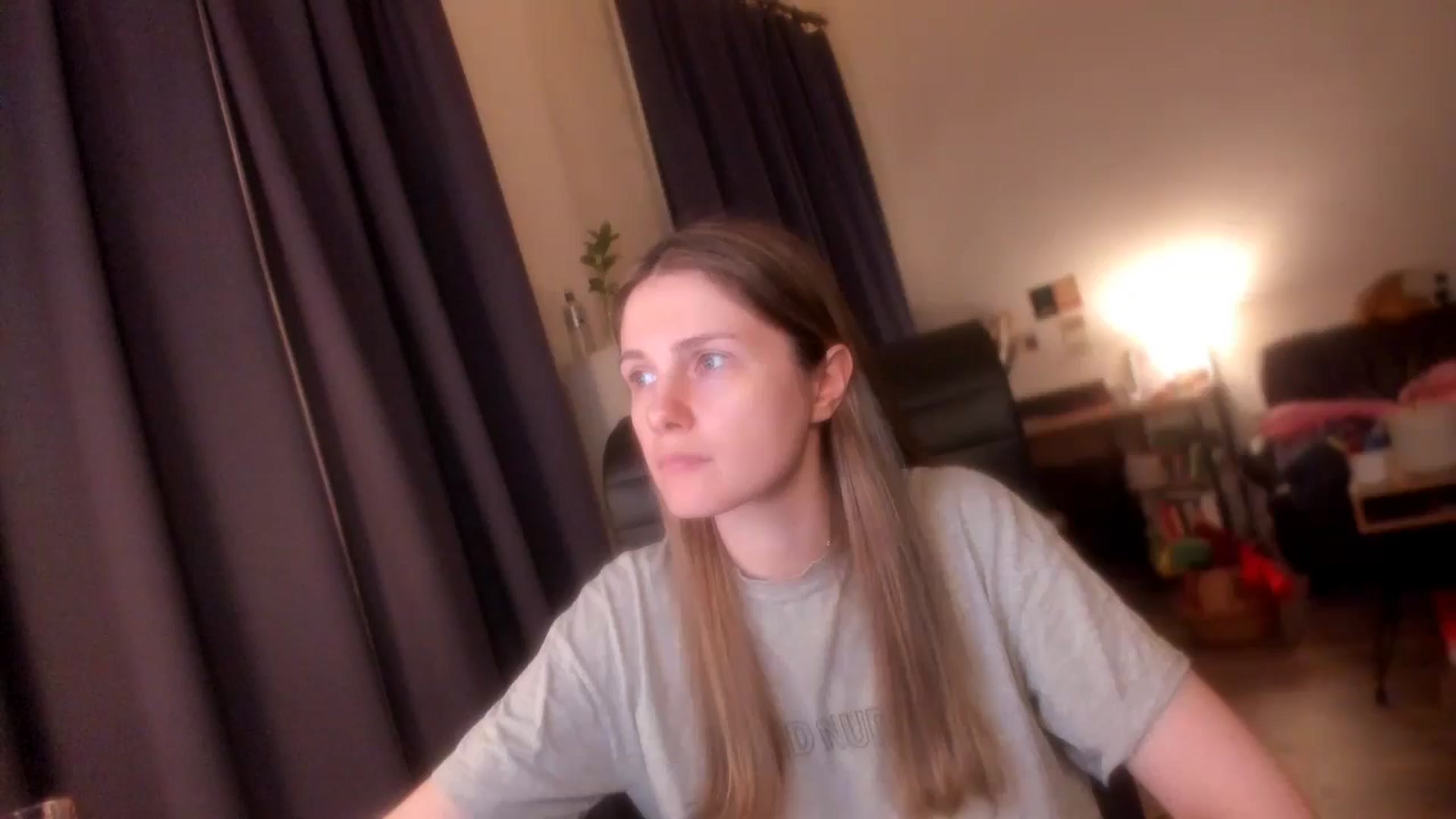 Gallery image thumbnail from Golightly_9's myfreecams stream on, 06/15/2024, 22:00 image 19 of 20