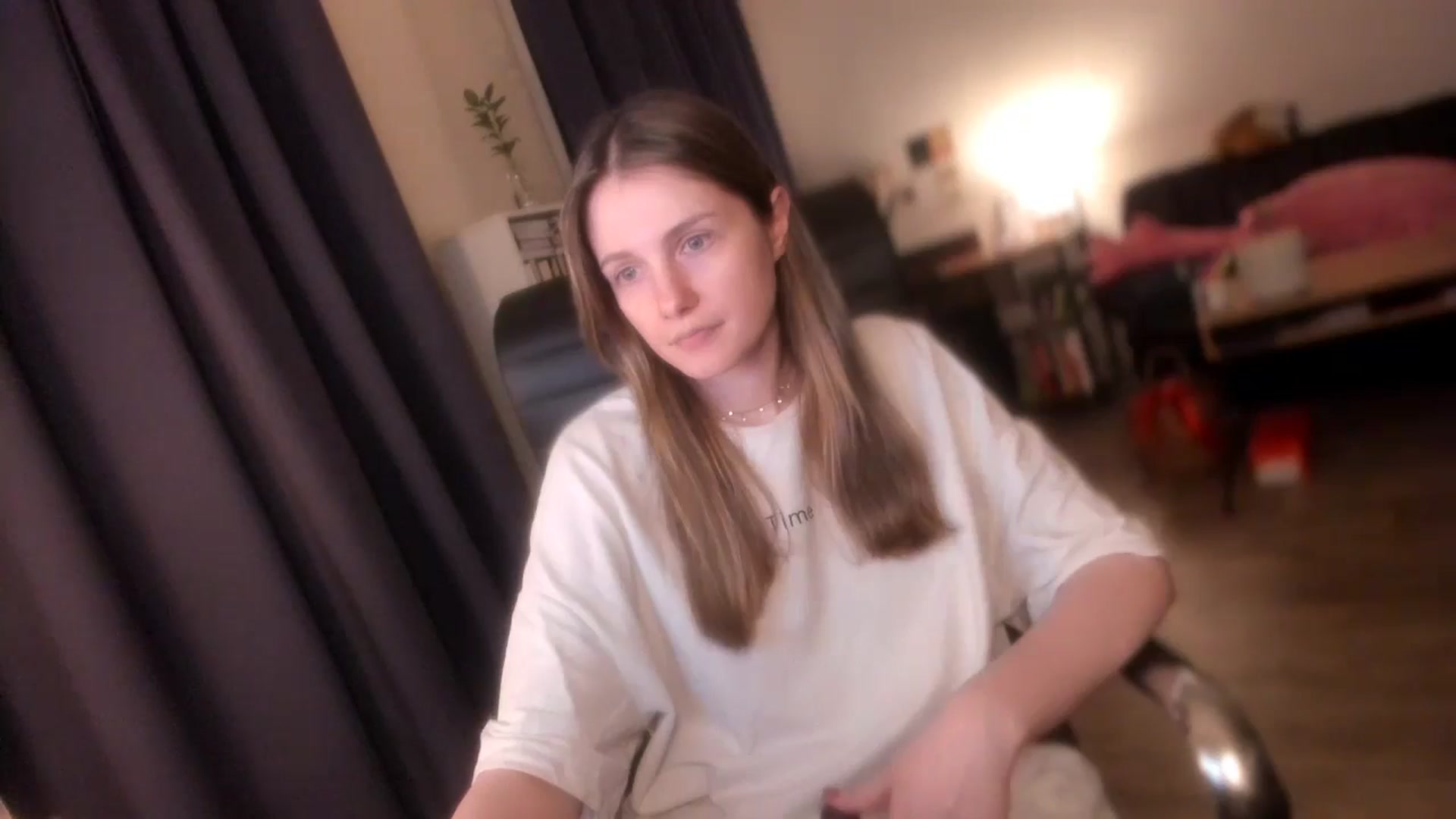 Gallery image thumbnail from Golightly_9's myfreecams stream on, 06/16/2024, 21:41 image 10 of 20