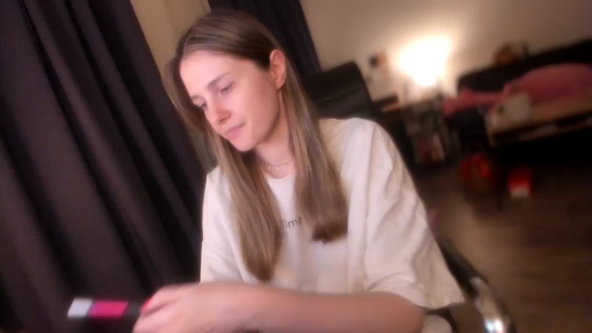 Gallery image thumbnail from Golightly_9's myfreecams stream on, 06/16/2024, 21:41 image 7 of 20