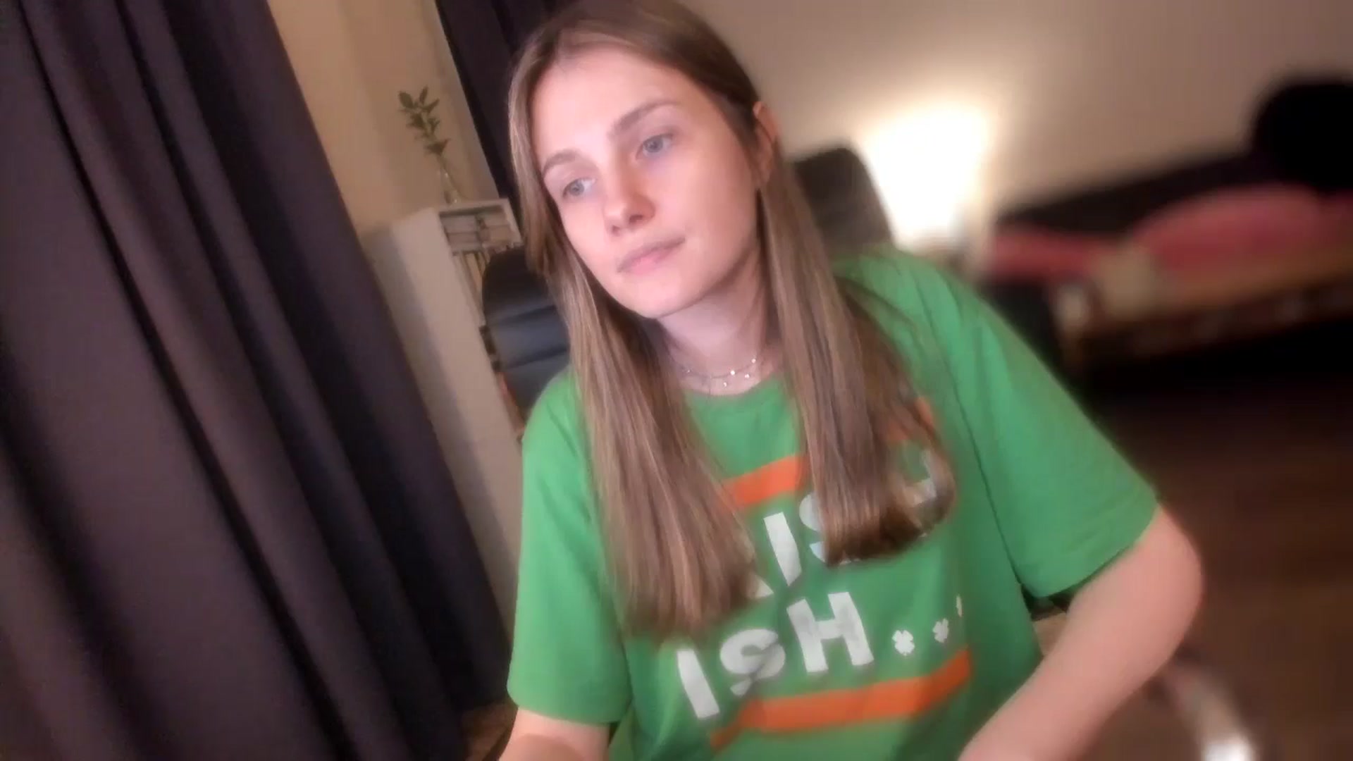 Gallery image thumbnail from Golightly_9's myfreecams stream on, 06/18/2024, 21:25 image 14 of 20