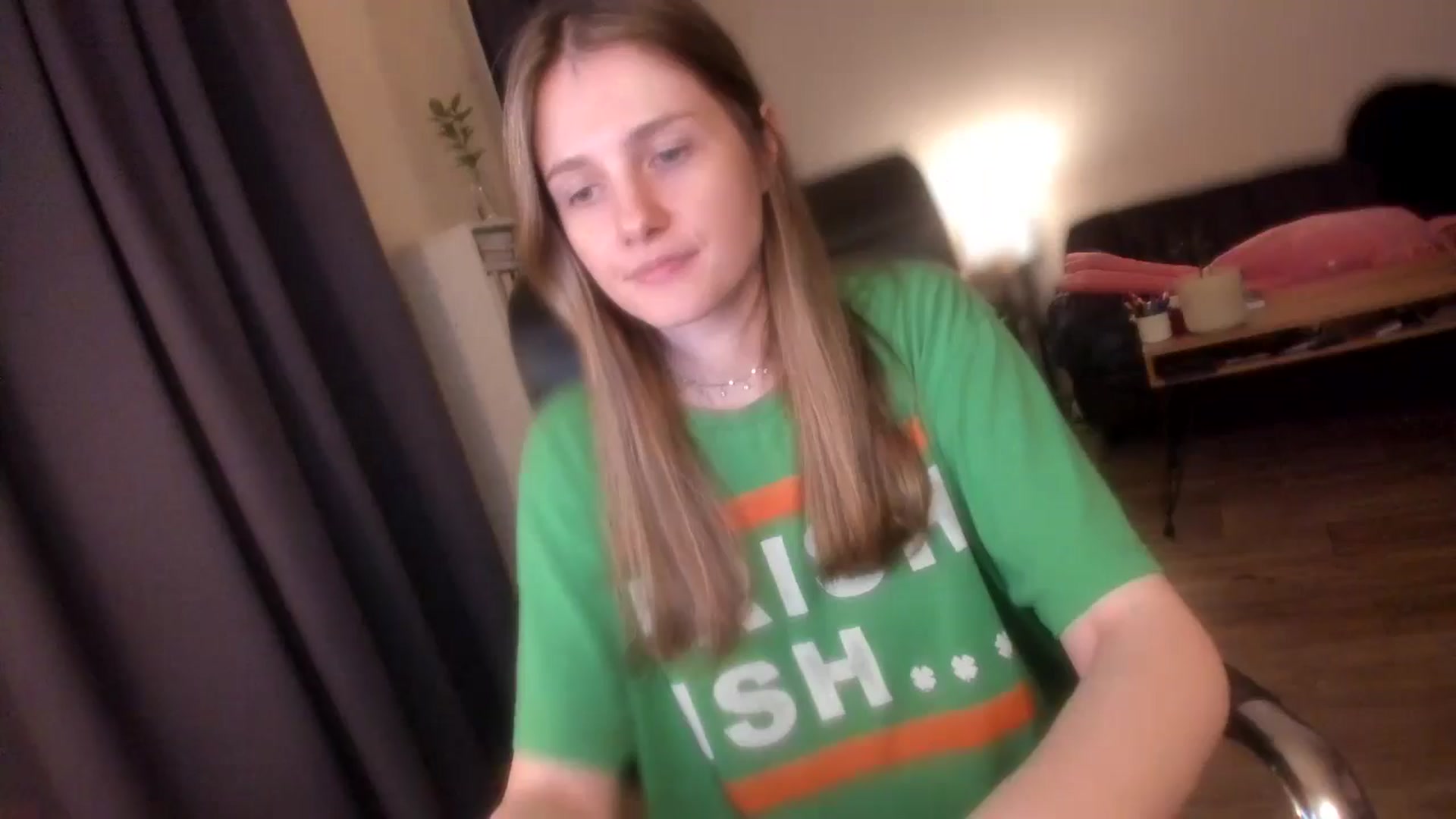 Gallery image thumbnail from Golightly_9's myfreecams stream on, 06/18/2024, 21:25 image 17 of 20