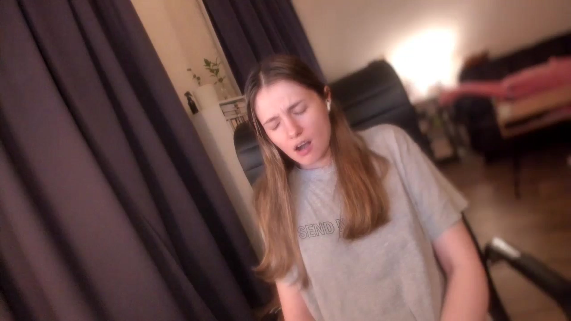 Gallery image thumbnail from Golightly_9's myfreecams stream on, 06/26/2024, 22:06 image 20 of 20