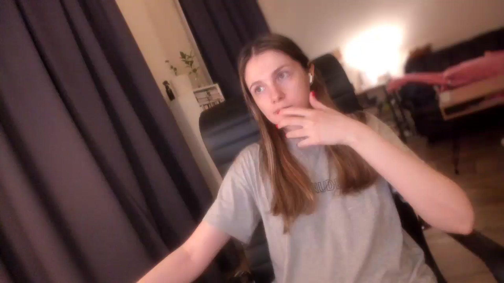 Gallery image thumbnail from Golightly_9's myfreecams stream on, 06/26/2024, 22:06 image 12 of 20