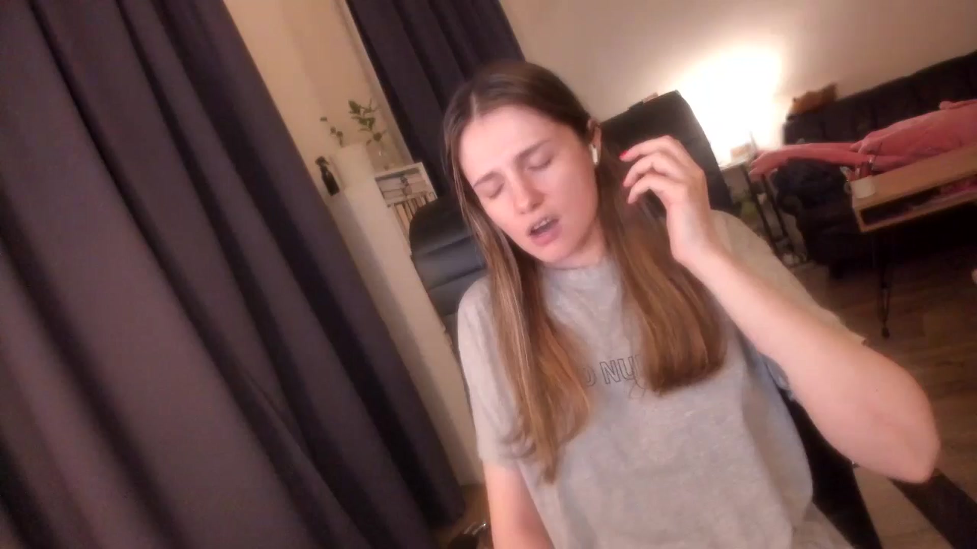 Gallery image thumbnail from Golightly_9's myfreecams stream on, 06/26/2024, 22:06 image 17 of 20