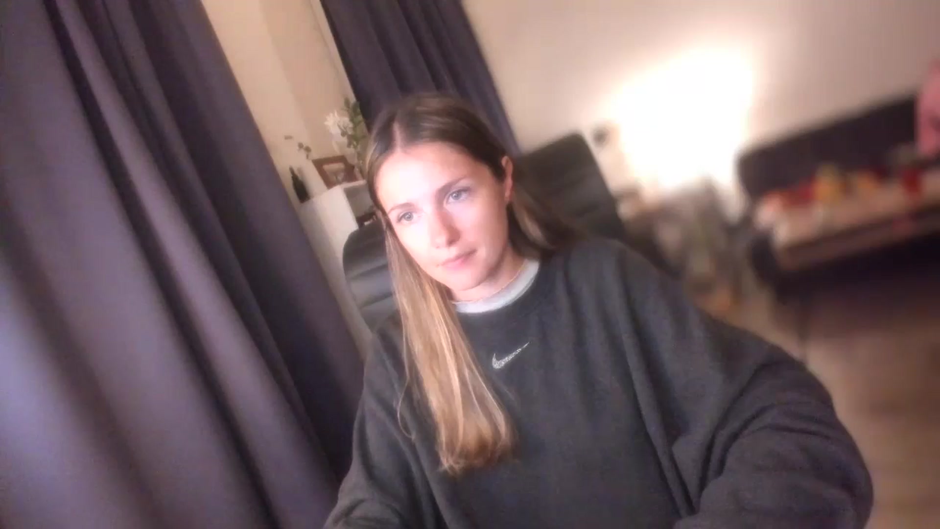 Gallery image thumbnail from Golightly_9's myfreecams stream on, 07/14/2024, 22:06 image 4 of 20