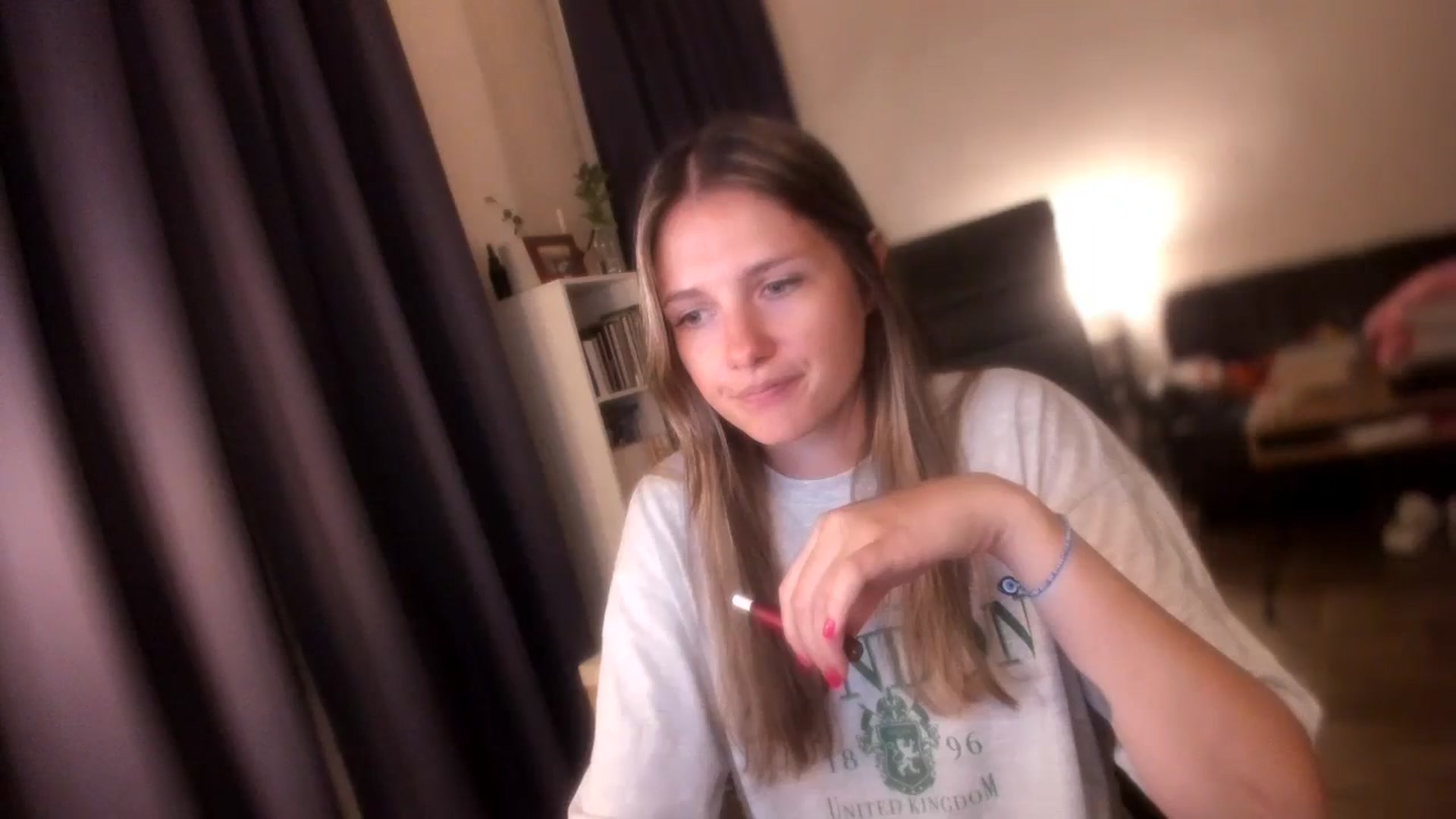 Gallery image thumbnail from Golightly_9's myfreecams stream on, 07/18/2024, 22:21 image 13 of 20