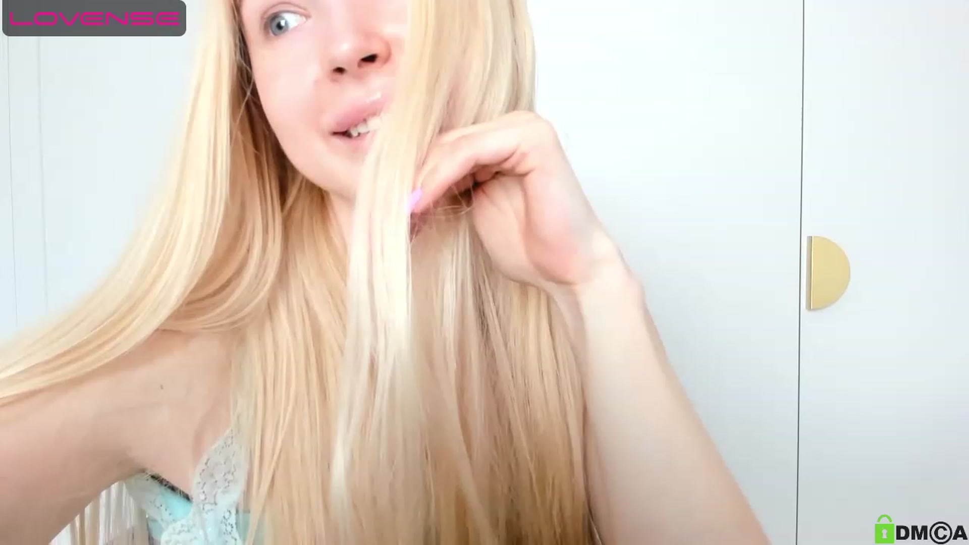 Gallery image thumbnail from GoodBarbie's myfreecams stream on, 05/18/2023, 13:10 image 5 of 20