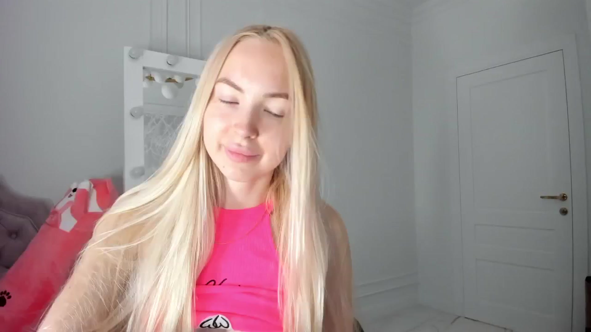 Gallery image thumbnail from GoodBarbie's myfreecams stream on, 05/07/2024, 05:19 image 2 of 20