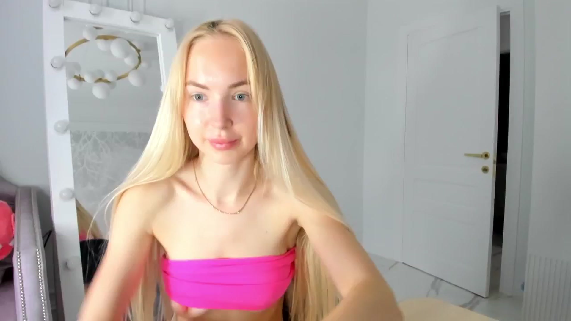 Gallery image thumbnail from GoodBarbie's myfreecams stream on, 05/13/2024, 09:21 image 17 of 20