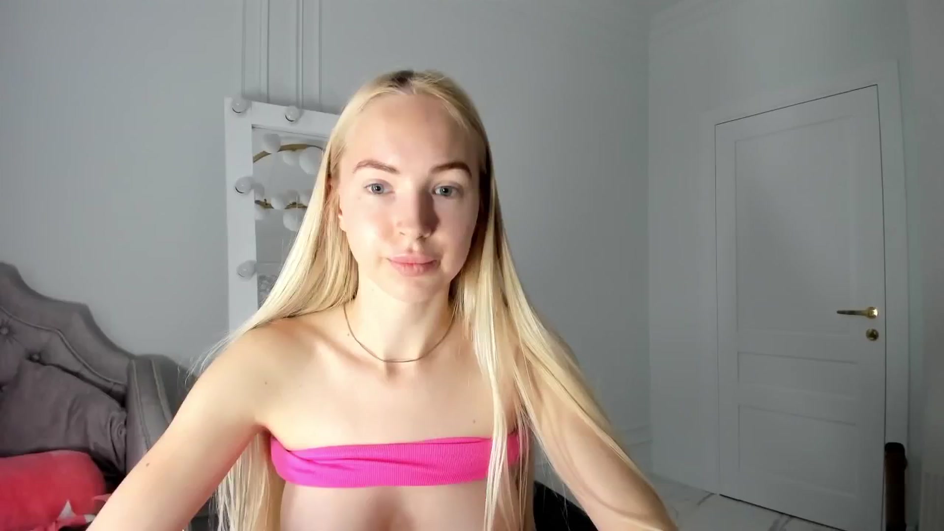 Gallery image thumbnail from GoodBarbie's myfreecams stream on, 05/18/2024, 09:11 image 15 of 20