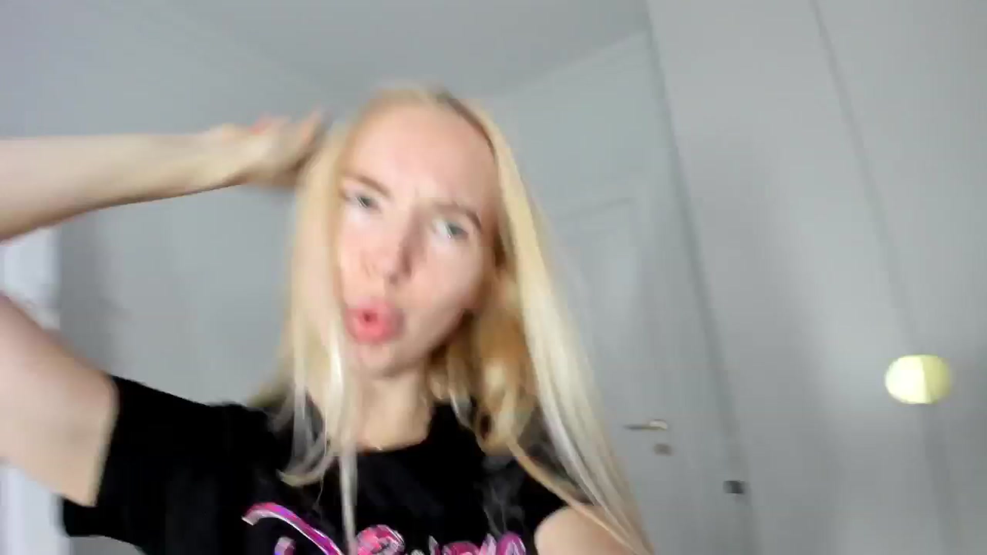 Gallery image thumbnail from GoodBarbie's myfreecams stream on, 05/21/2024, 05:45 image 17 of 20