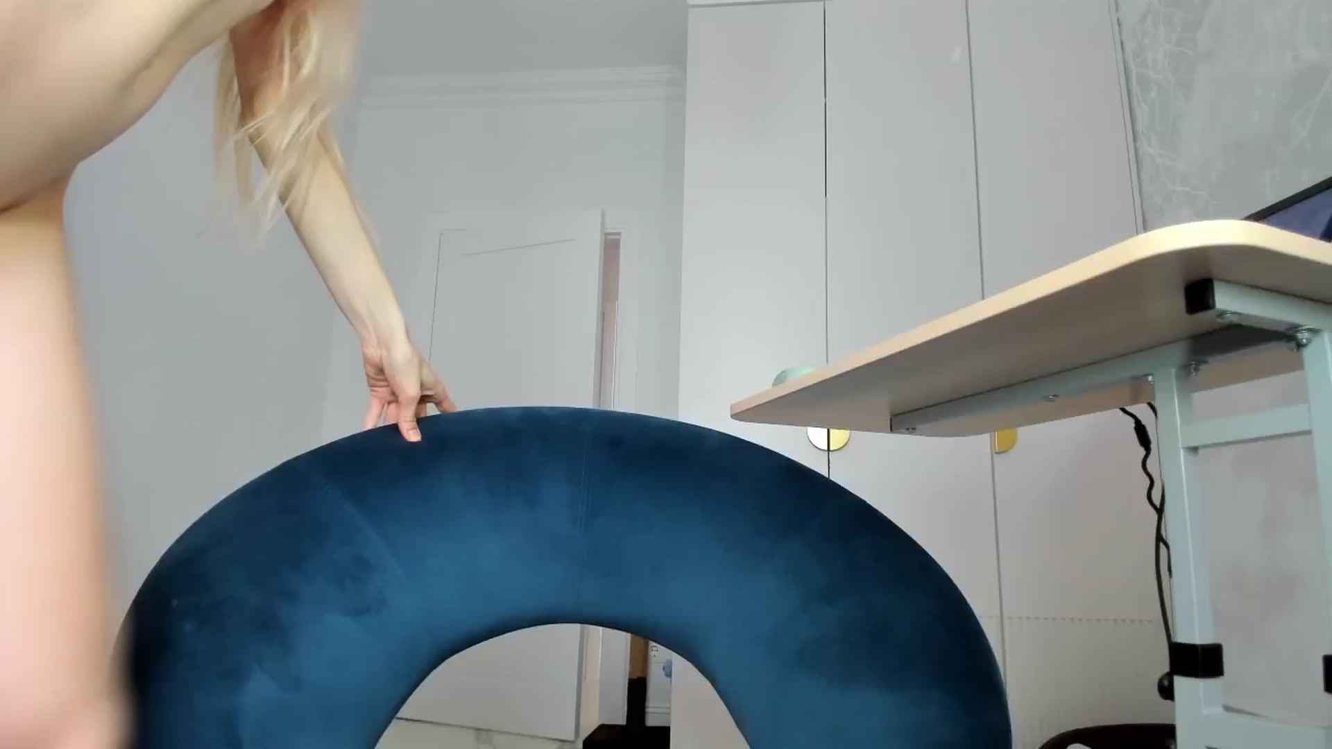 Gallery image thumbnail from GoodBarbie's myfreecams stream on, 05/28/2024, 07:55 image 11 of 20