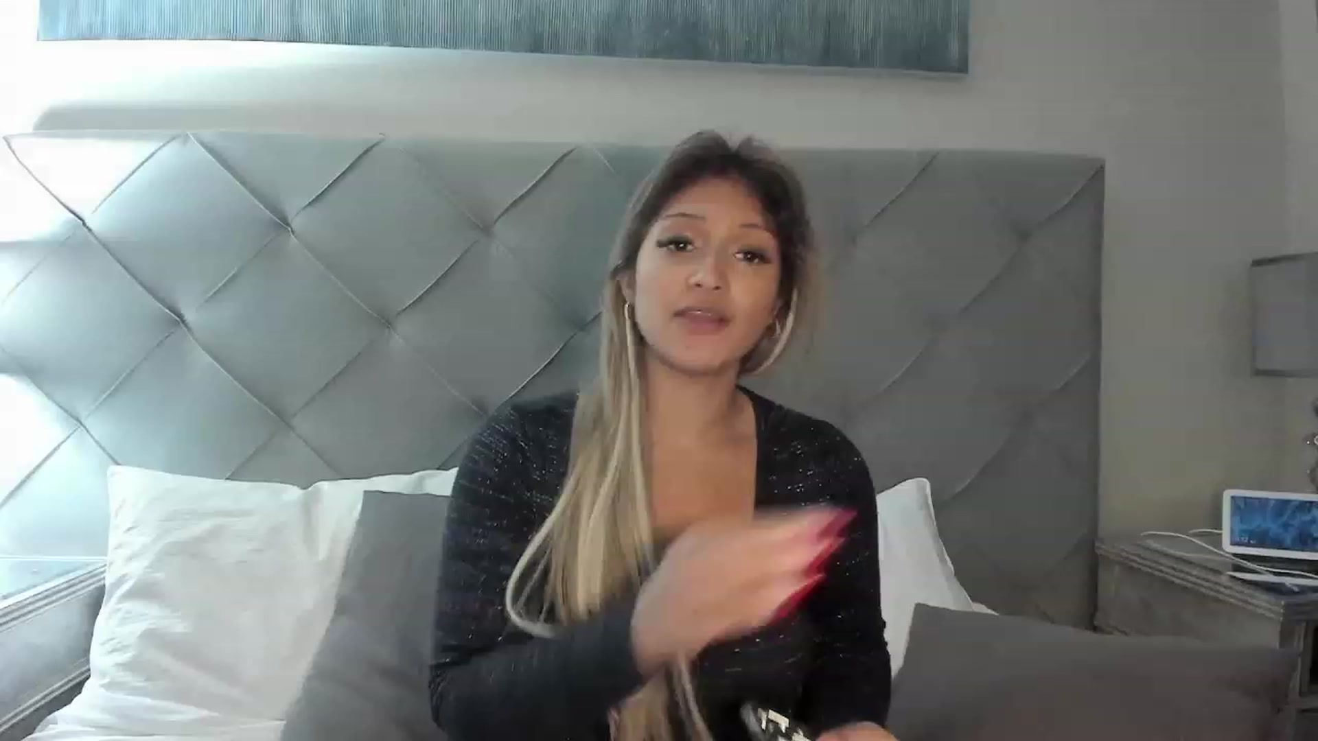 Gallery image thumbnail from GoodGirlGiaa's myfreecams stream on, 01/22/2023, 02:00 image 4 of 20